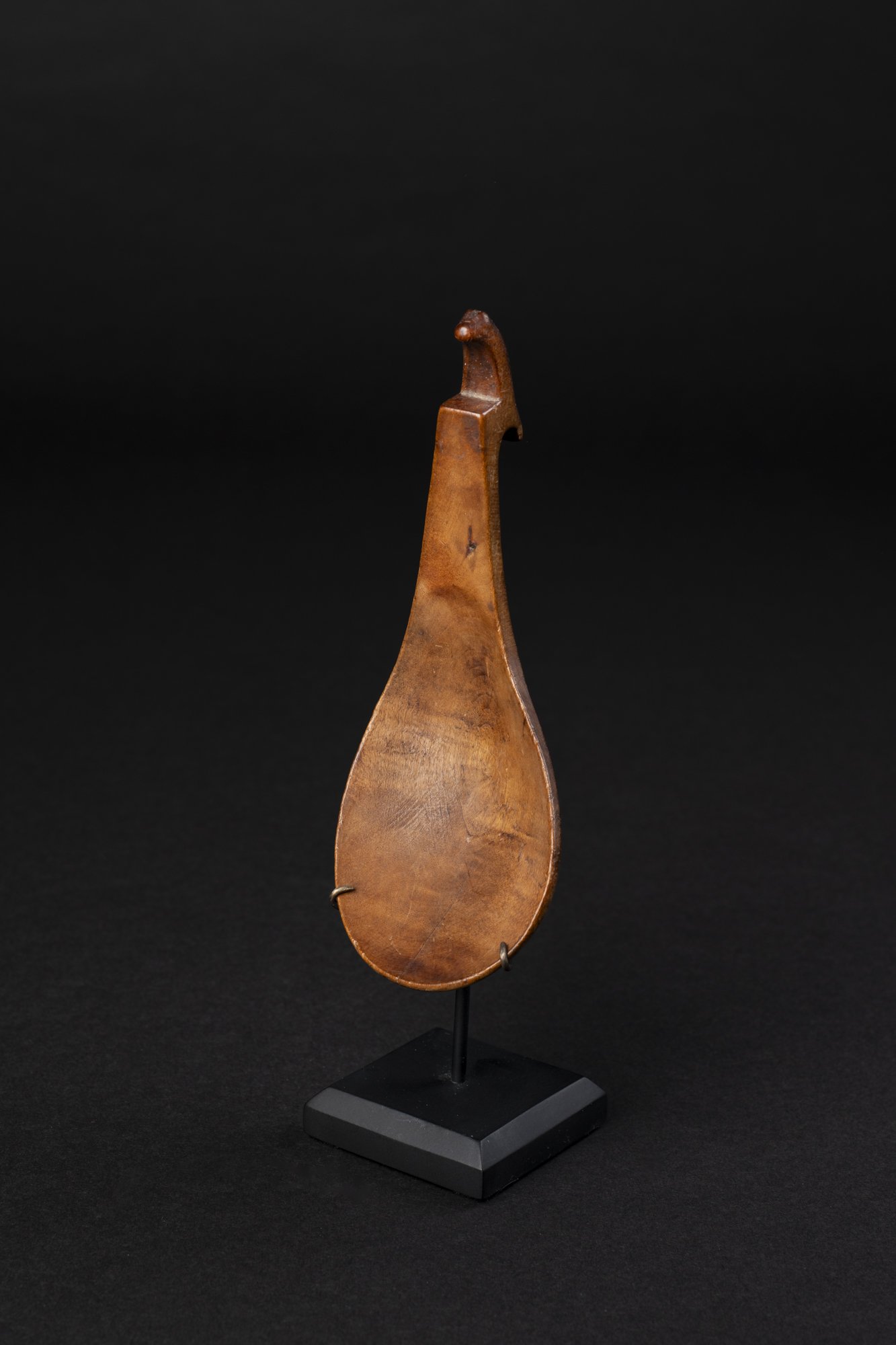 Woodlands_effigy_laddle_002.jpg