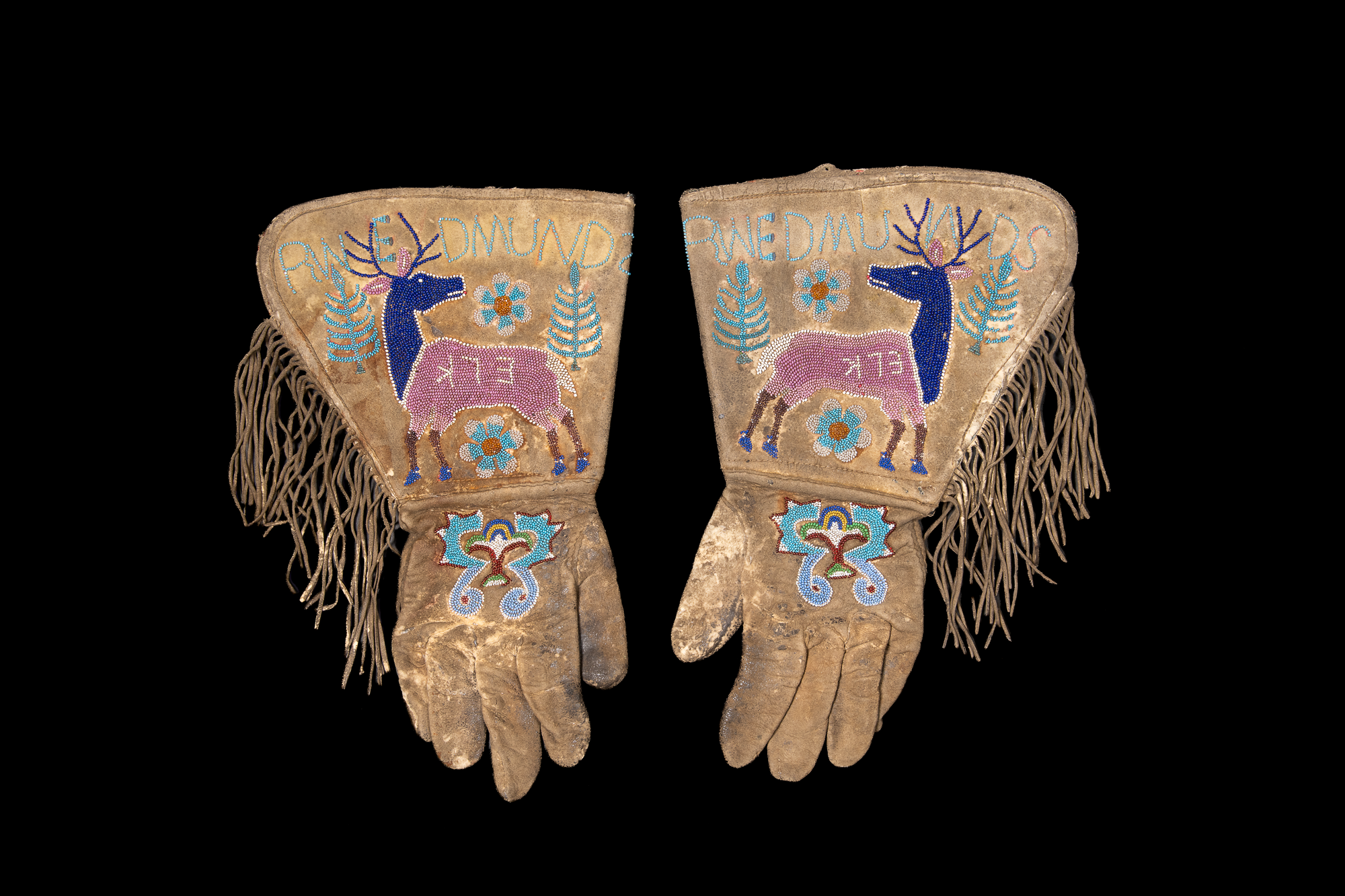 Gauntlets_001.png
