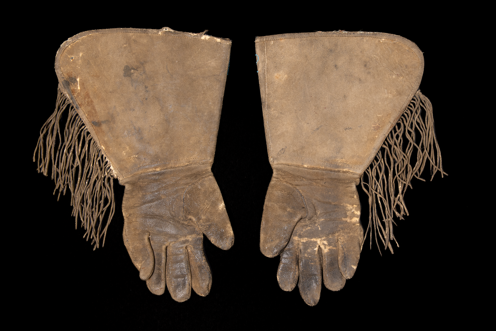 Gauntlets_002.png