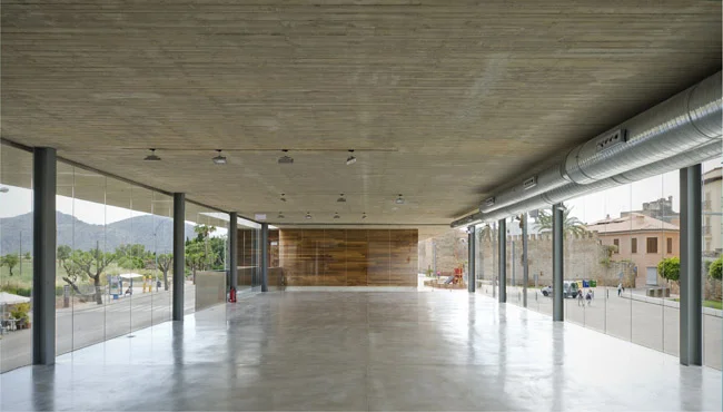 Polyvalent hall | Sala polivalente