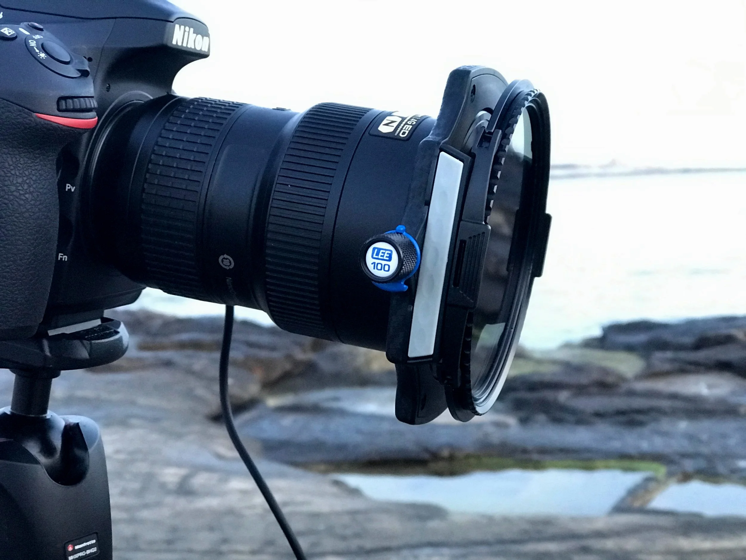 LEE100 holder in full lock position and polariser mounted on Nikon D810 with Nikkor 16-35mm f4