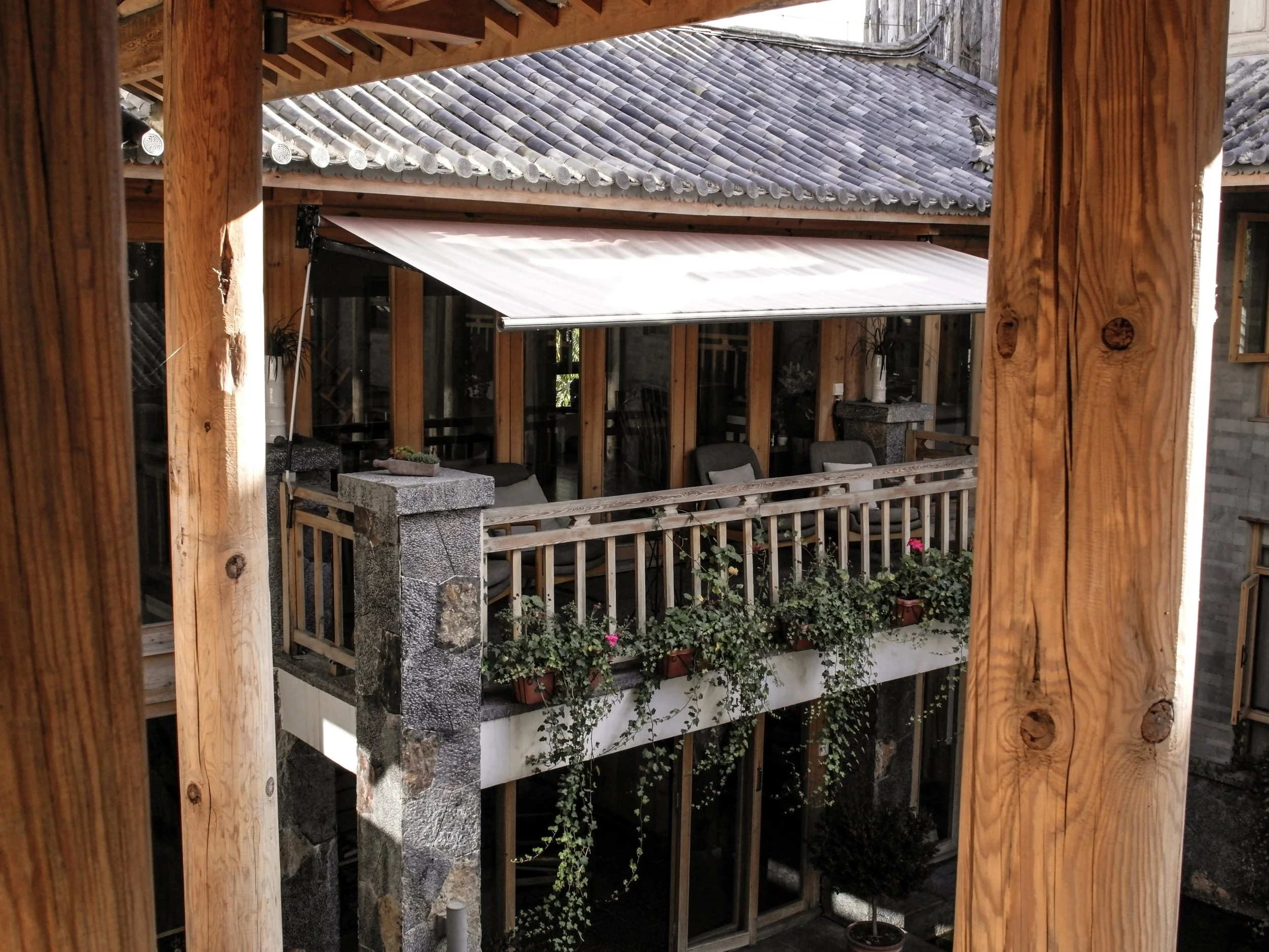 restaurant balcony
