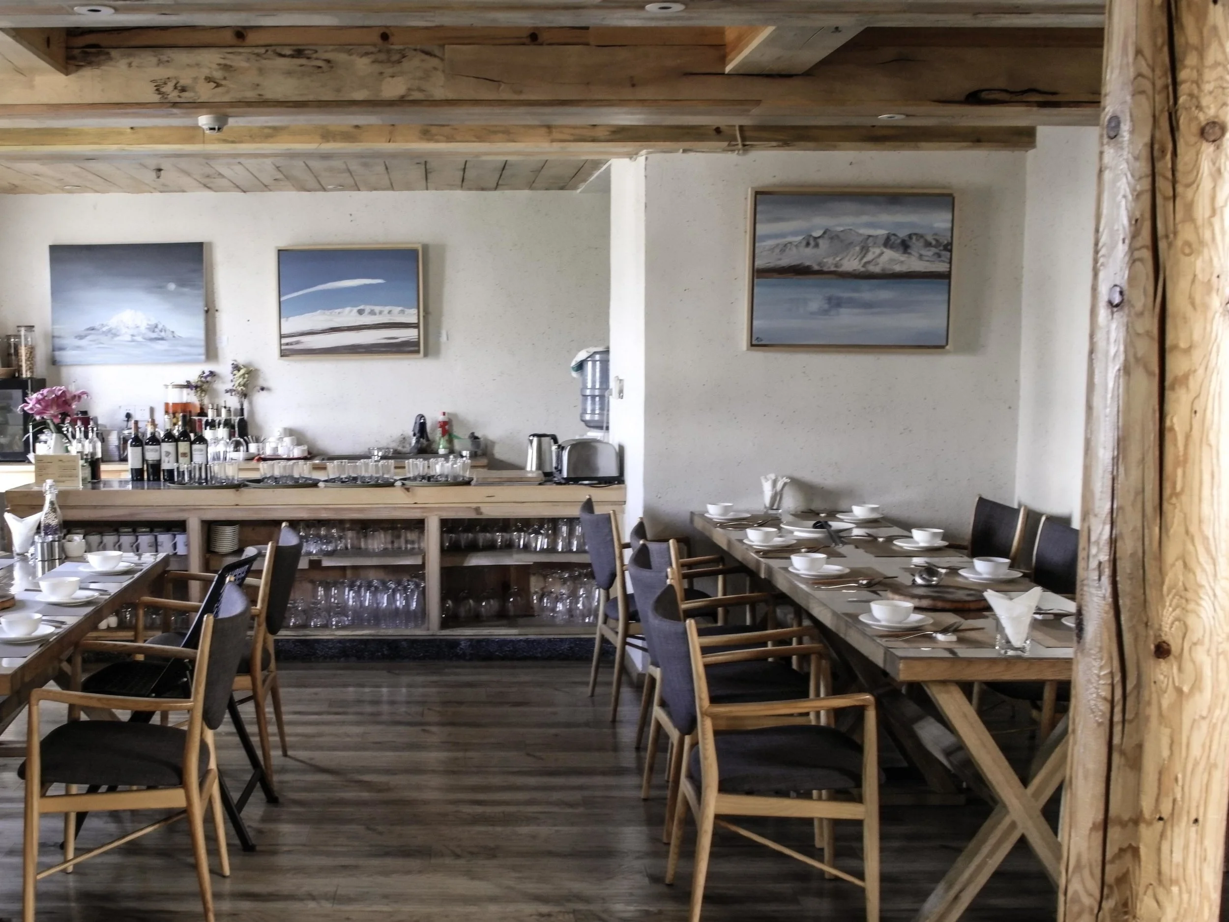 restaurant