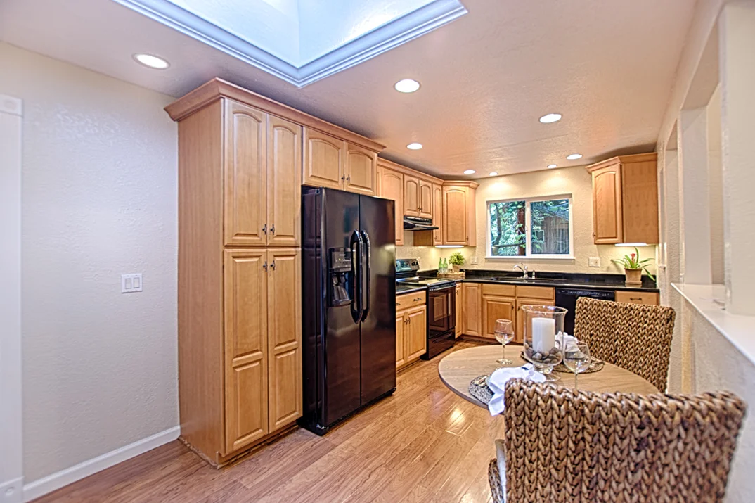 Kitchen 3.jpg