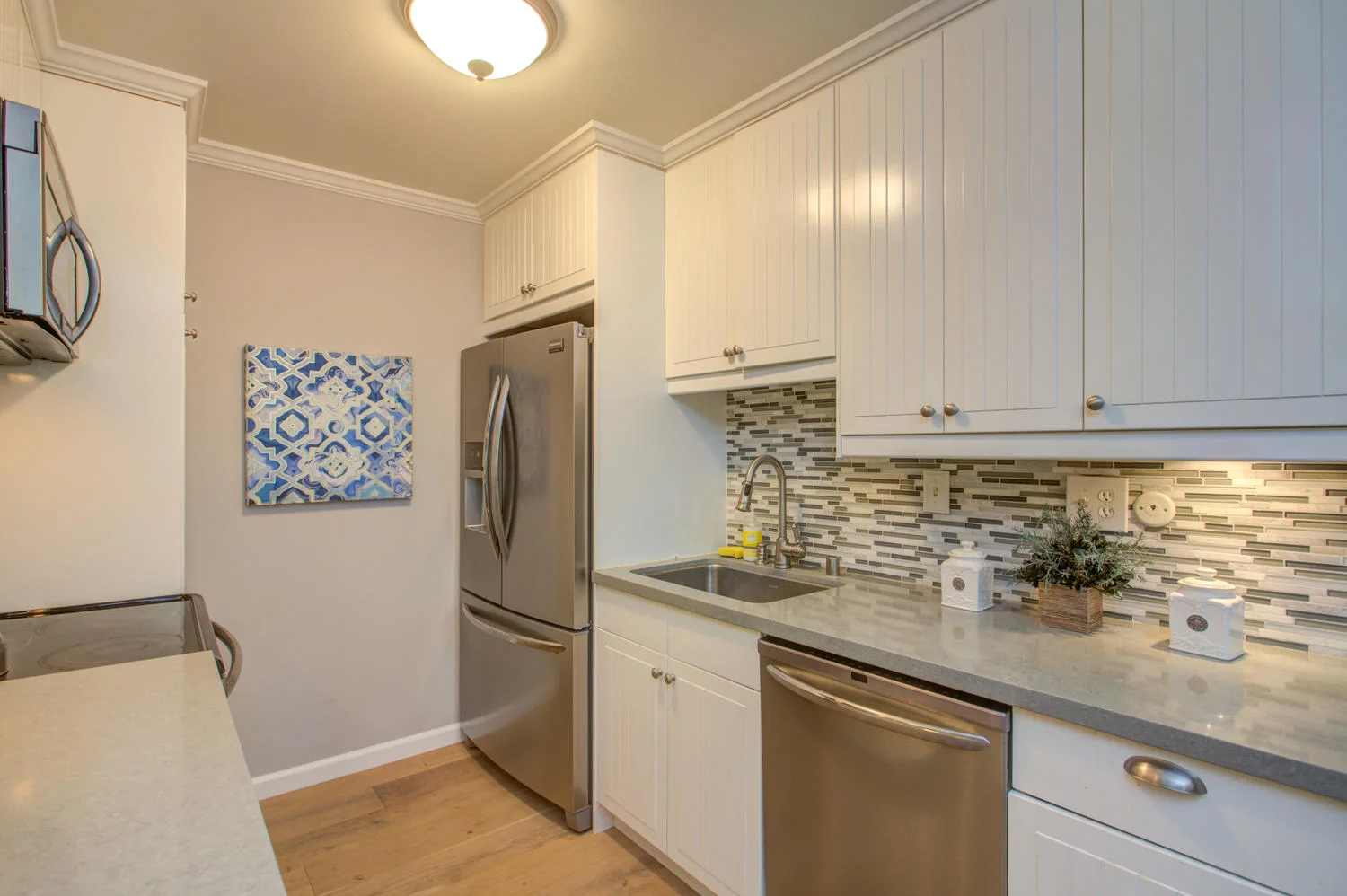 14245 Lora Dr Unit 10 Los-large-012-12-Kitchen-1500x999-72dpi.jpg