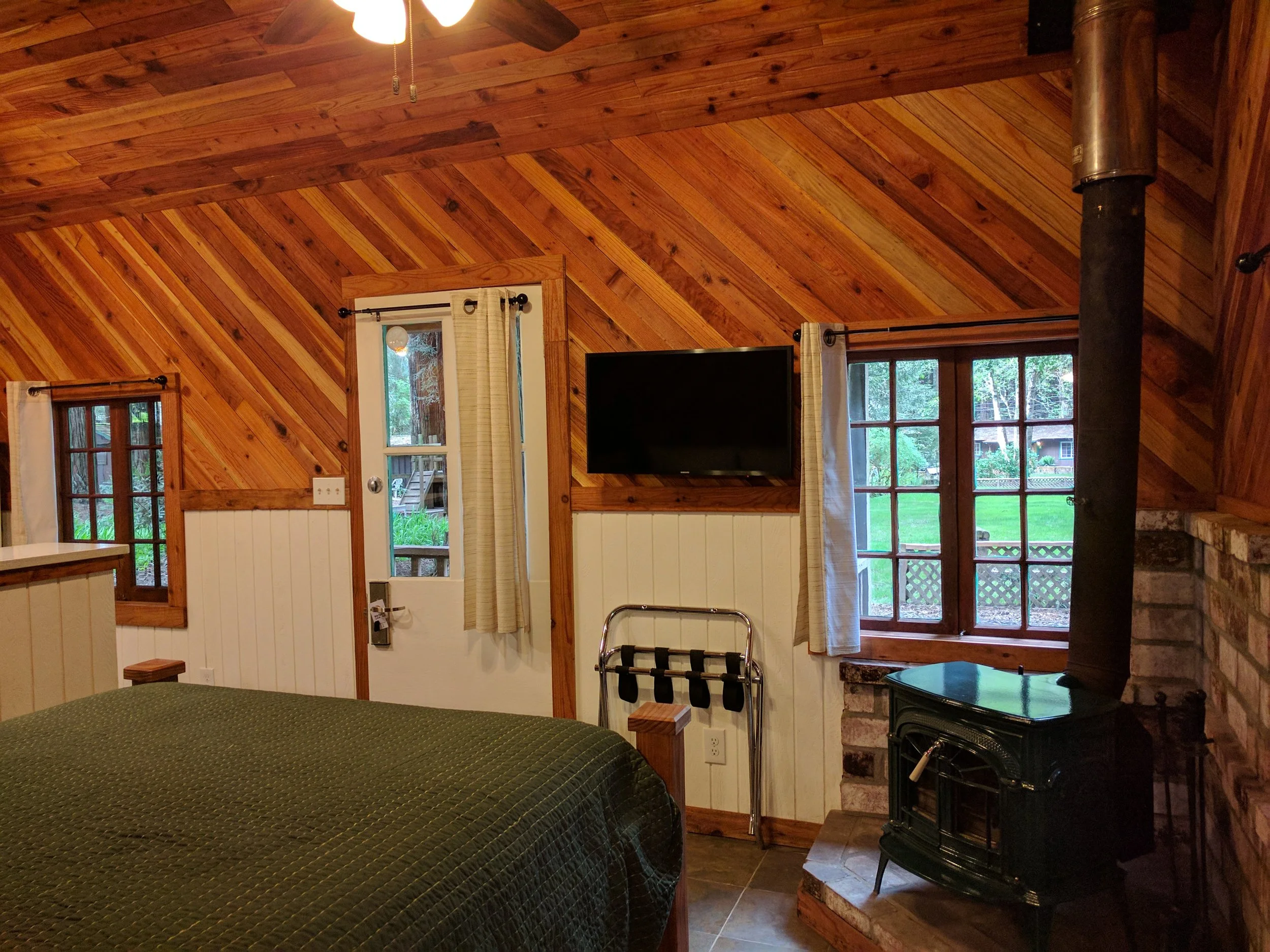 Cabin A - North Coast cabin