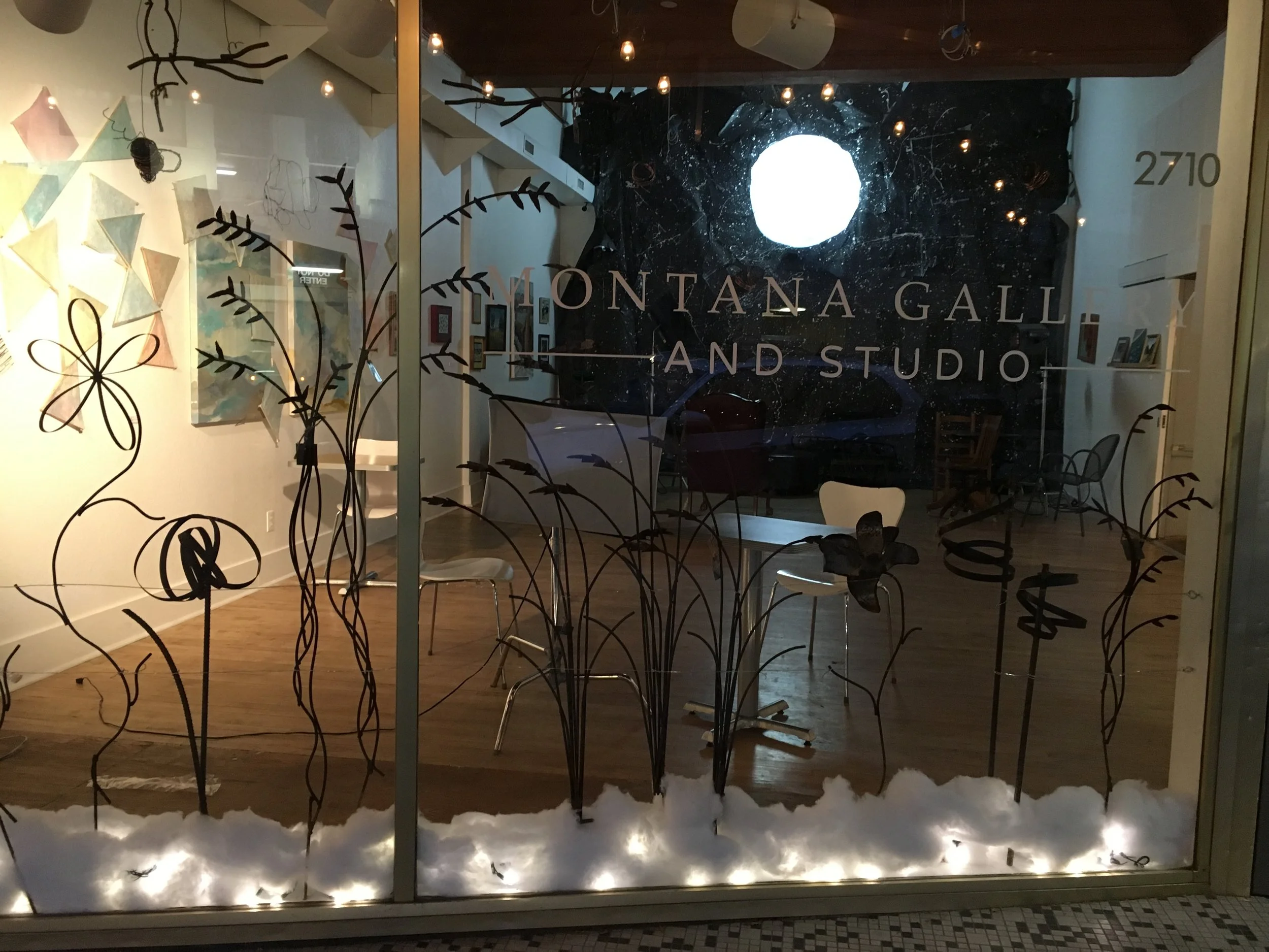 Mt Gallery window.JPG