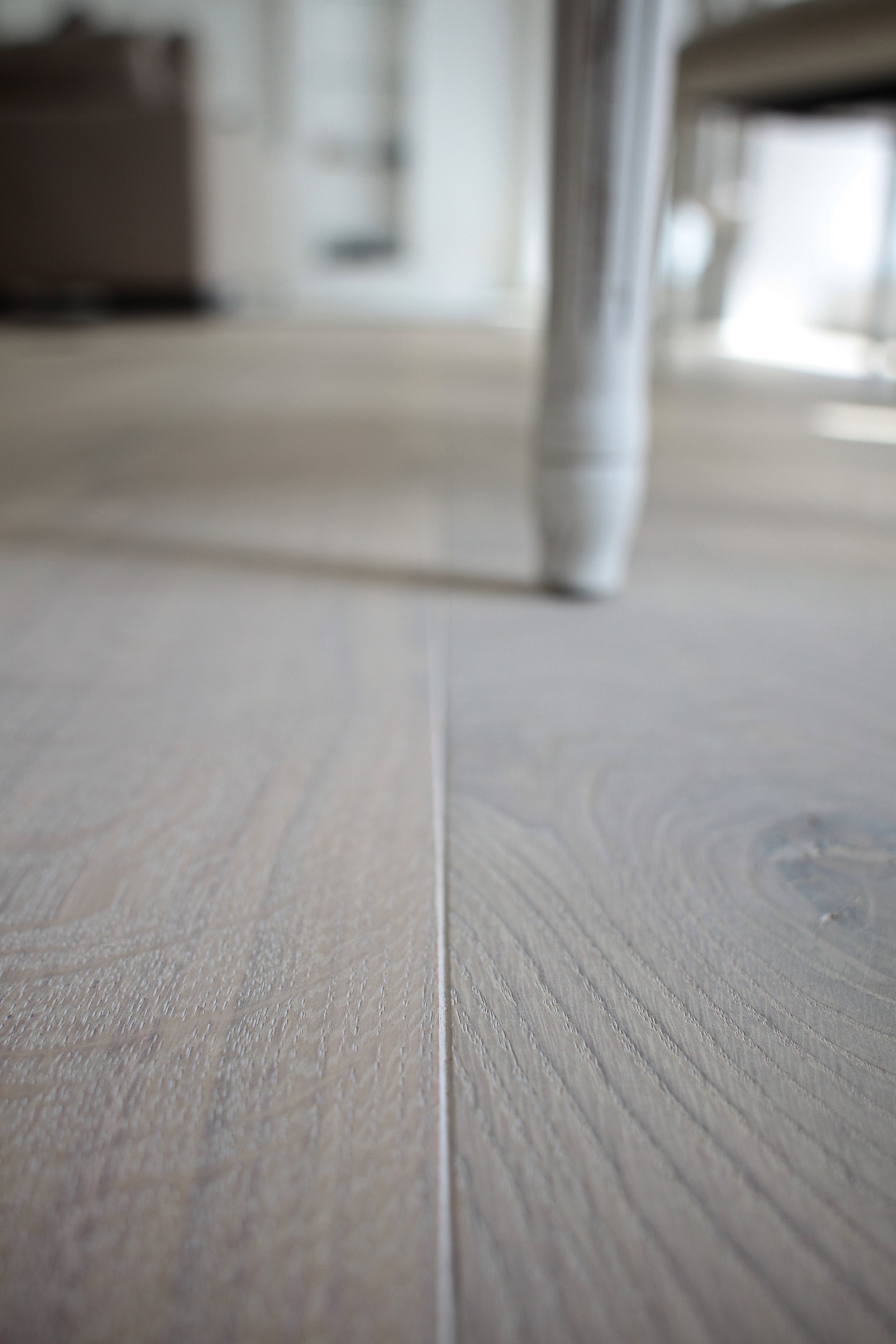 oak whitewash floor