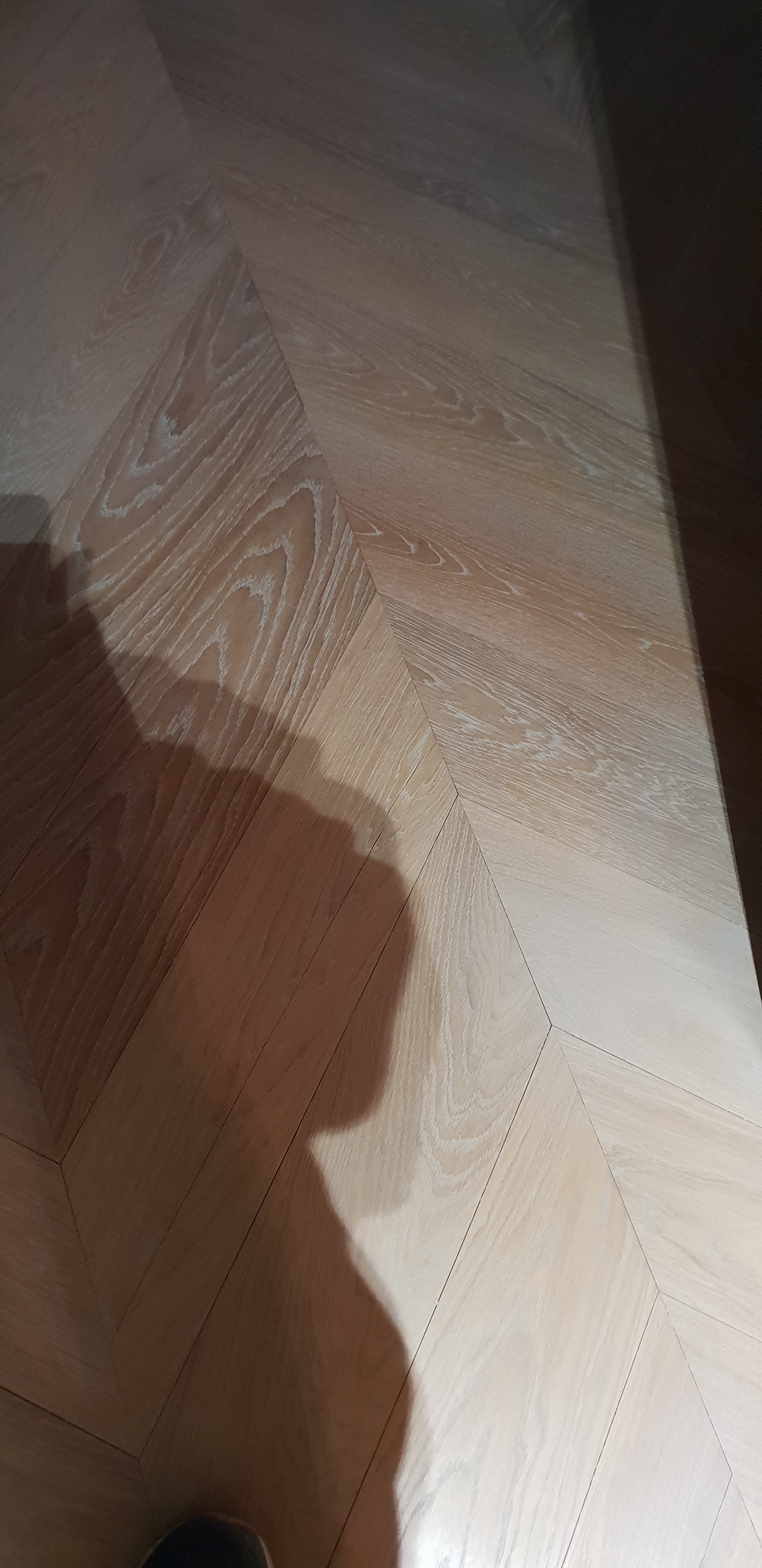 White oiled oak floor
