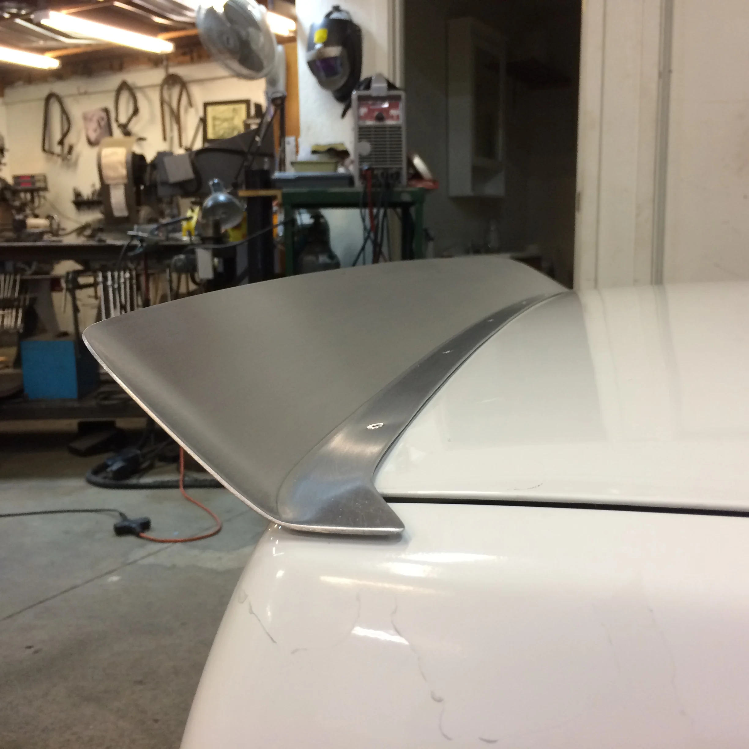 bmw e30 rear spoiler/lip