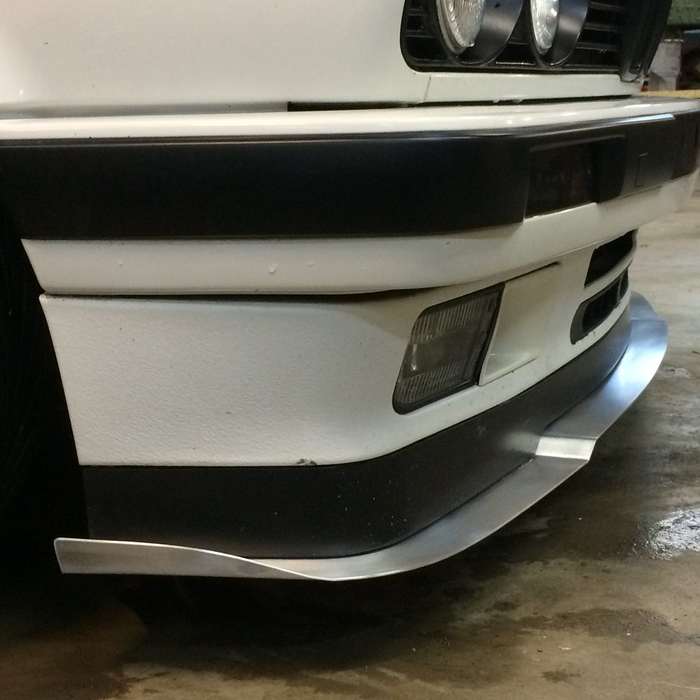 LASSCAR Front Lip Spoiler Splitter – Black FRP Diffuser For BMW E30 IS Models 4 thumbnail image