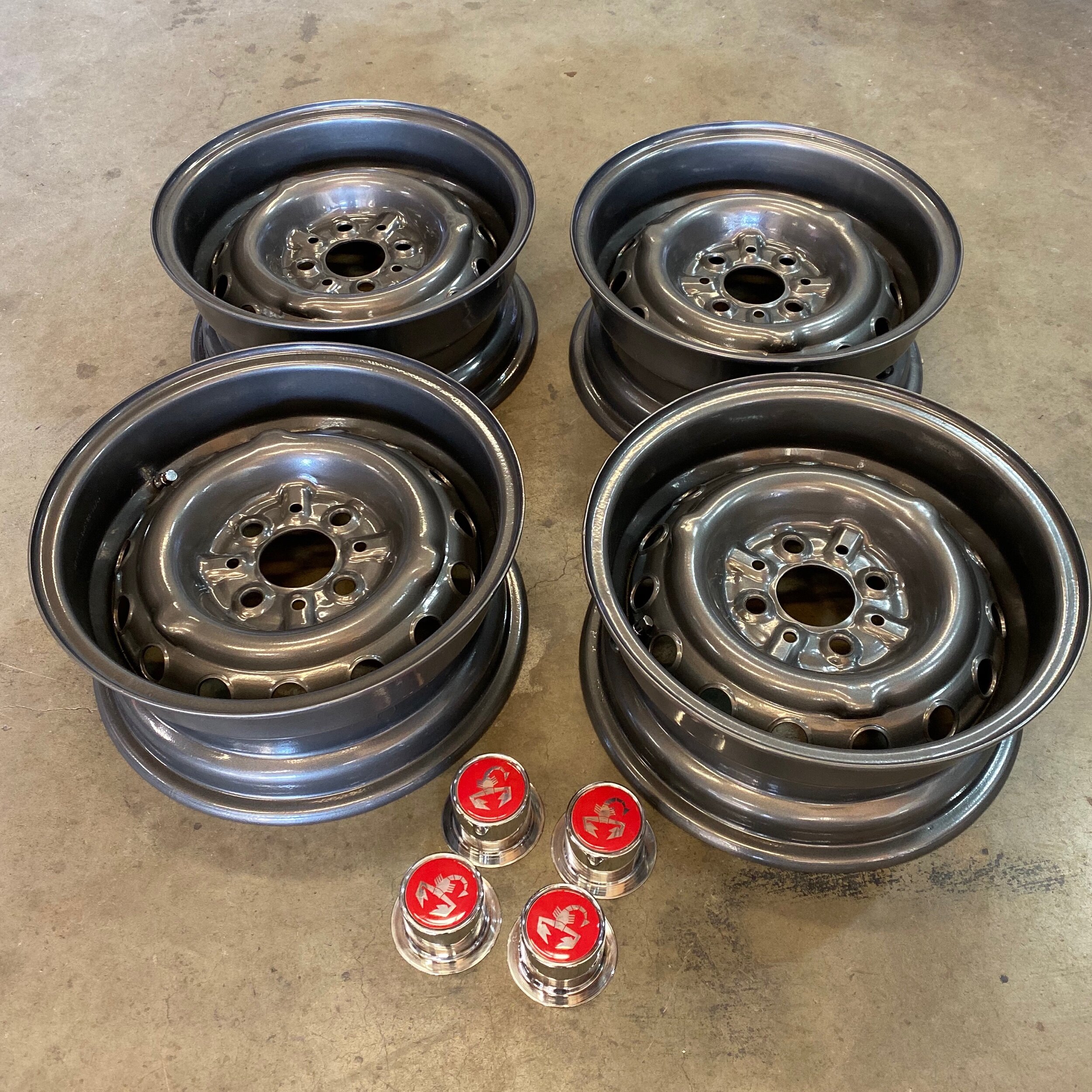 B4CD76B7-D106-4223-8B4E-D8B149E74441