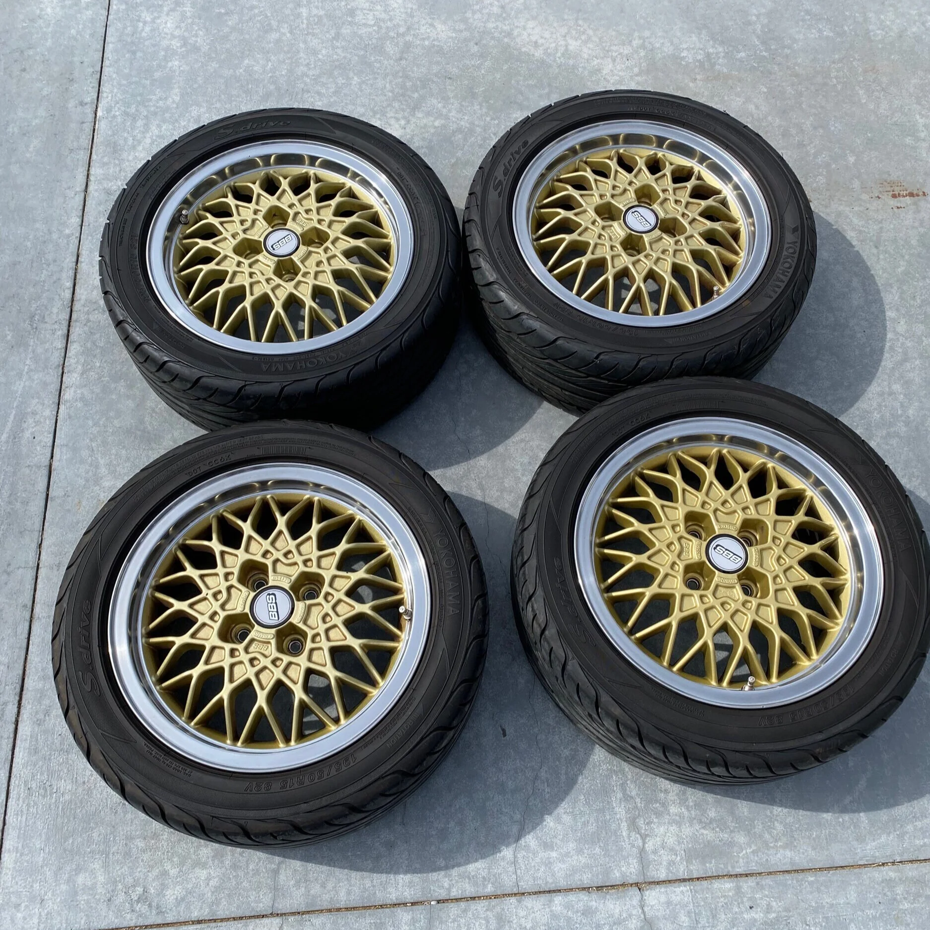 032D4528-65C9-423D-B250-CD5D8E622242