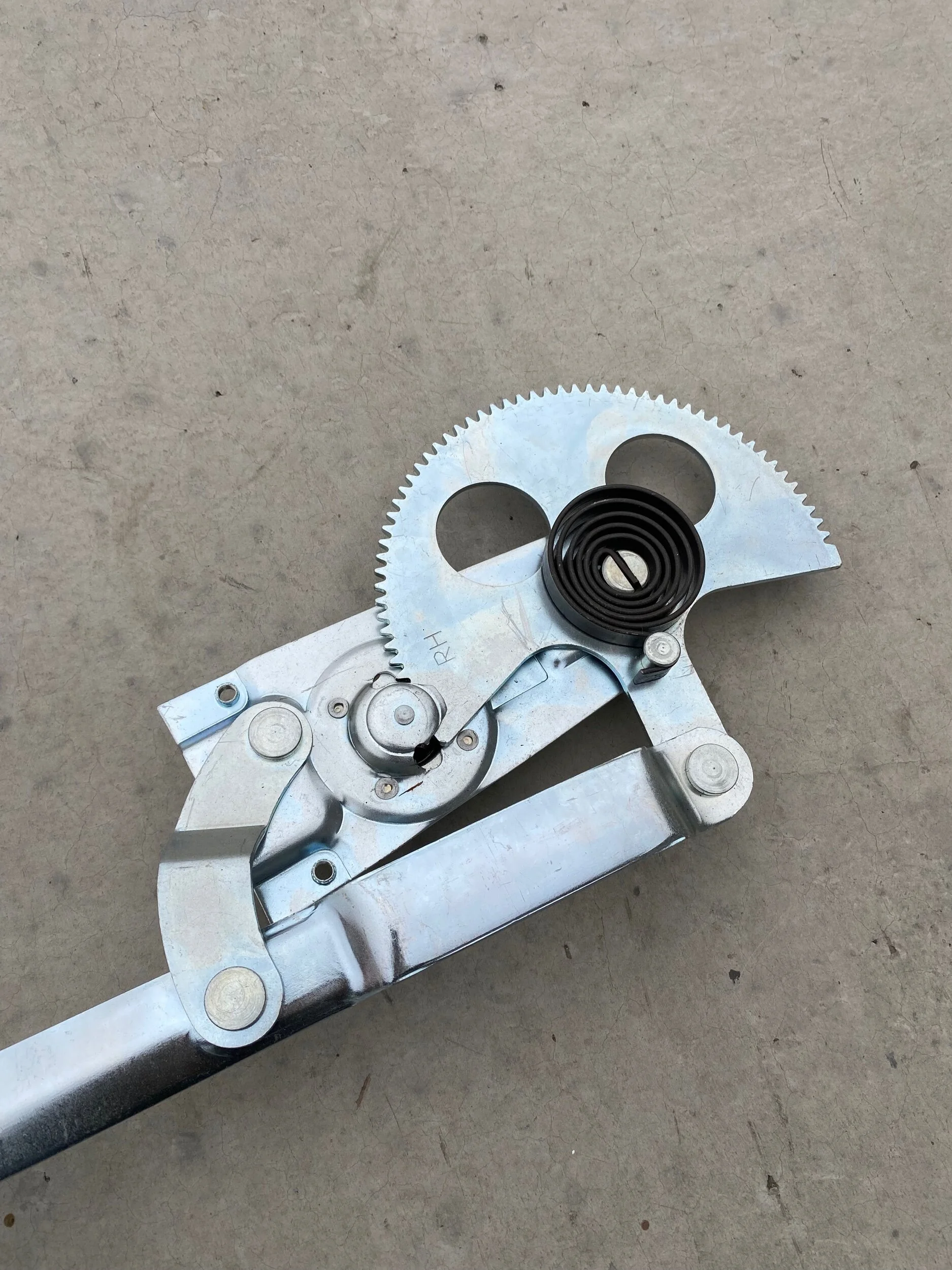 EFD87E79-FF38-4914-9EFA-200869520D47