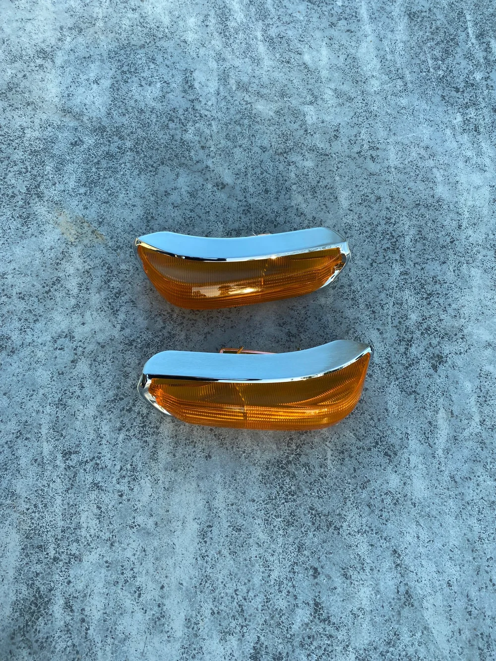 BMW 2002/1600 US market Front Turn Signal lamp set