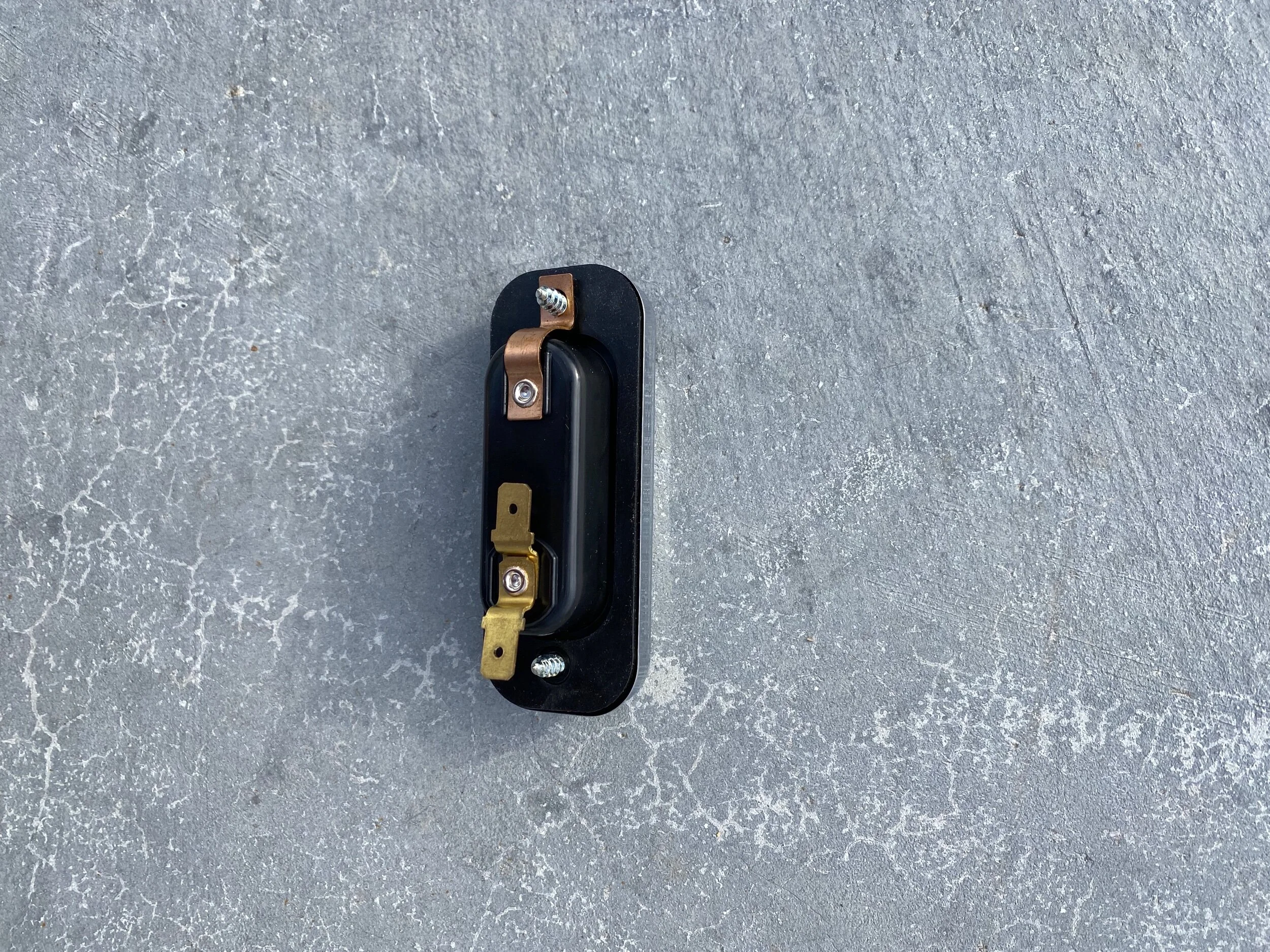 E2A50C9C-6411-4C80-9C9D-8C81F51E8390