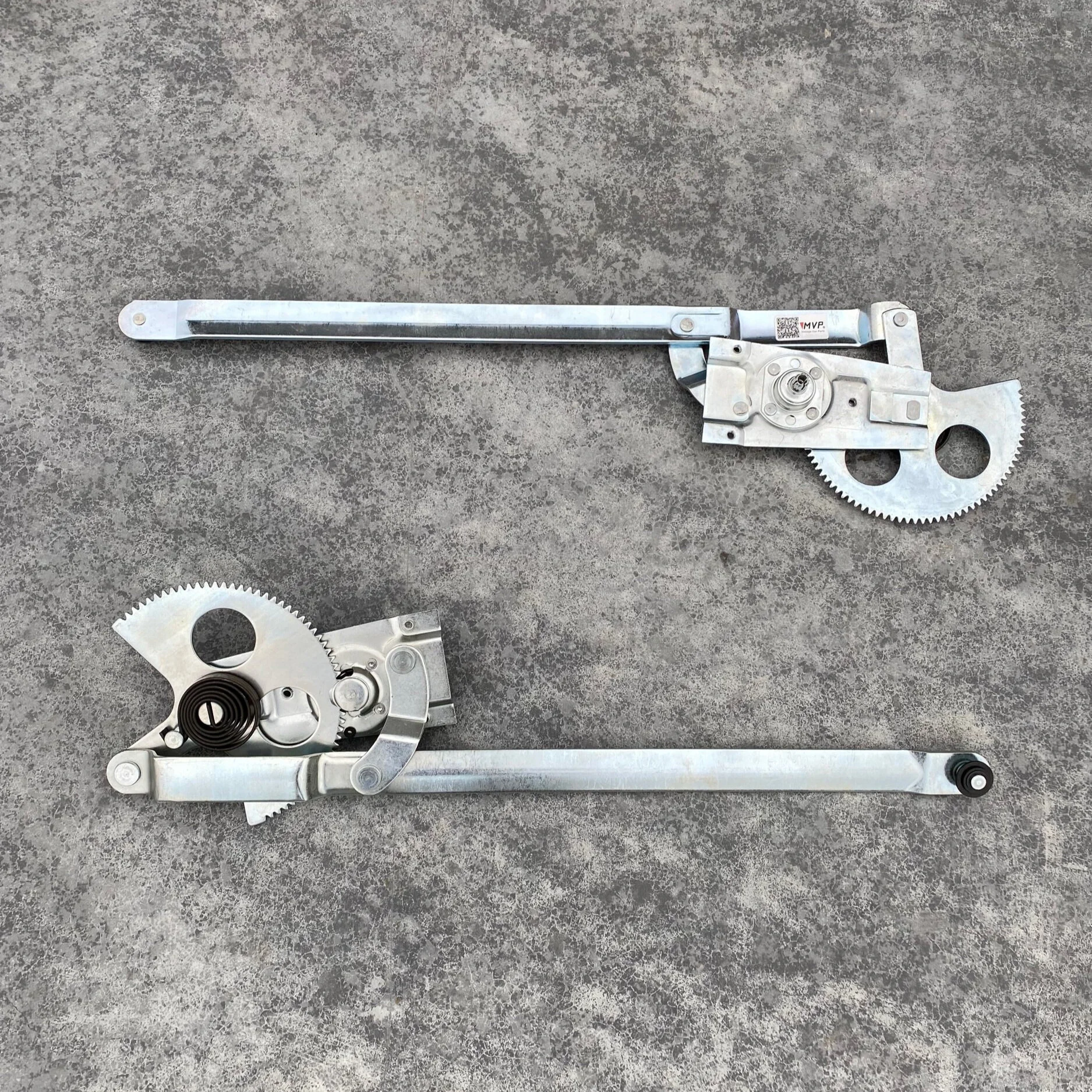 5F893F96-29B5-45B5-997B-90EDD052EEF7