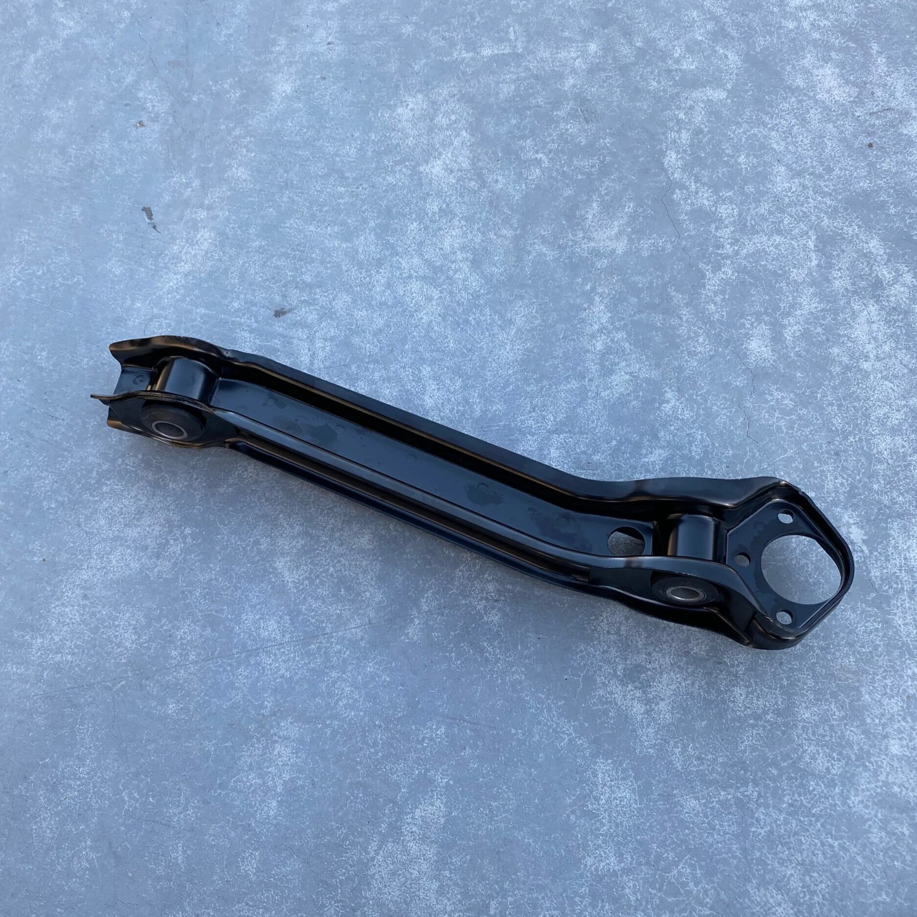 8F606782-F793-4165-A97D-850A8F718F46