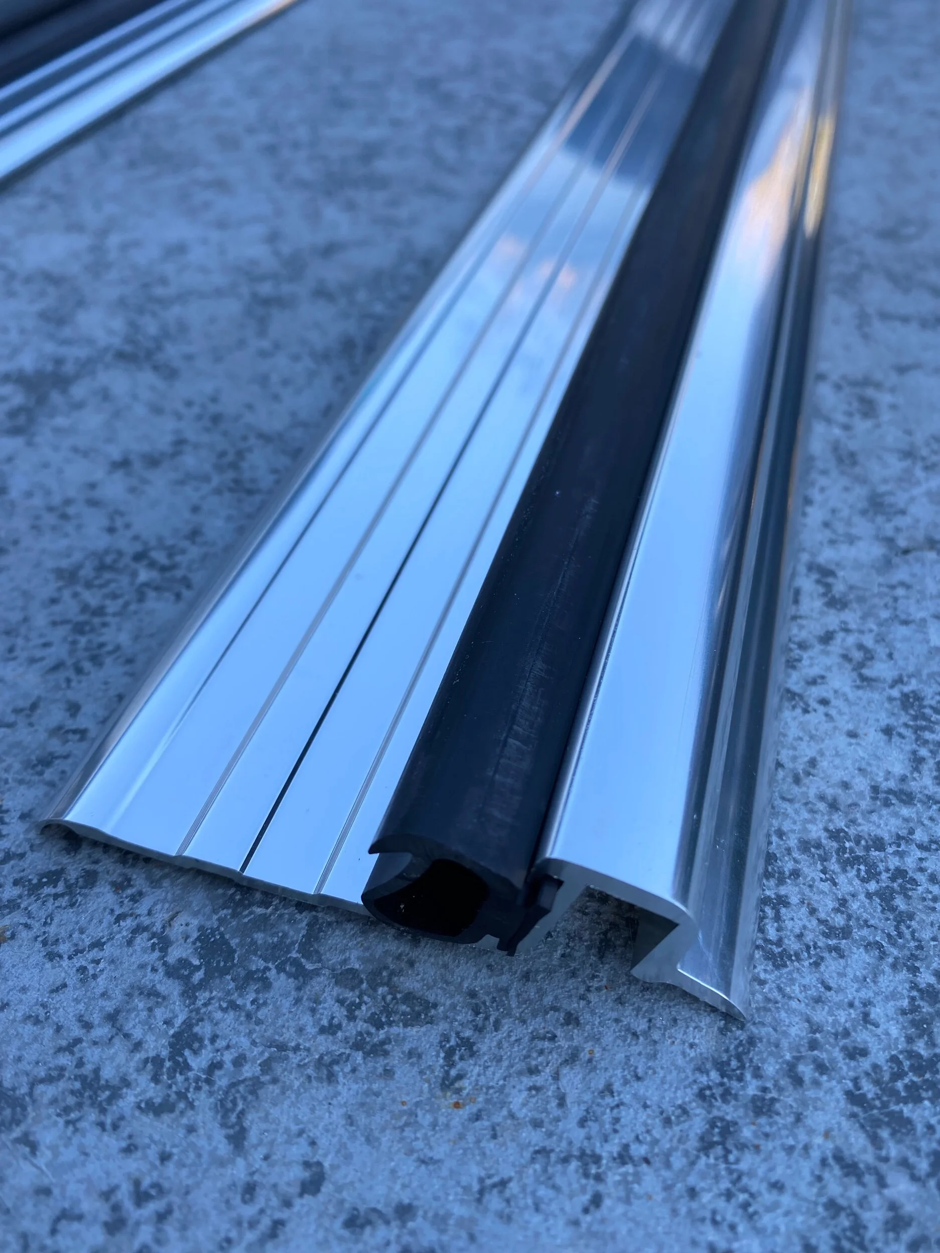 44DA25B3-B508-4C4F-9004-94D2F04B1D33