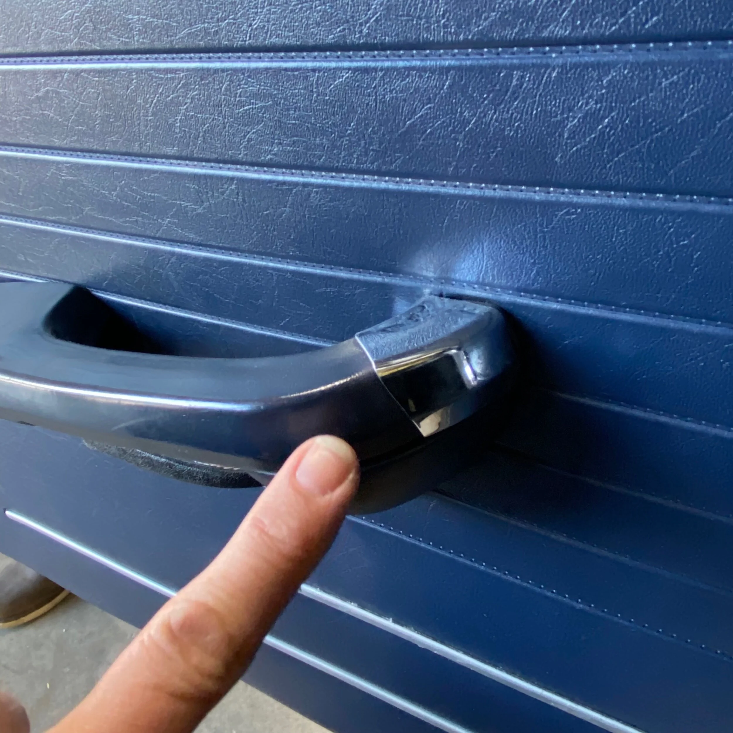 3B3FAFAB-861A-4B3E-9E86-D631CF54AF44