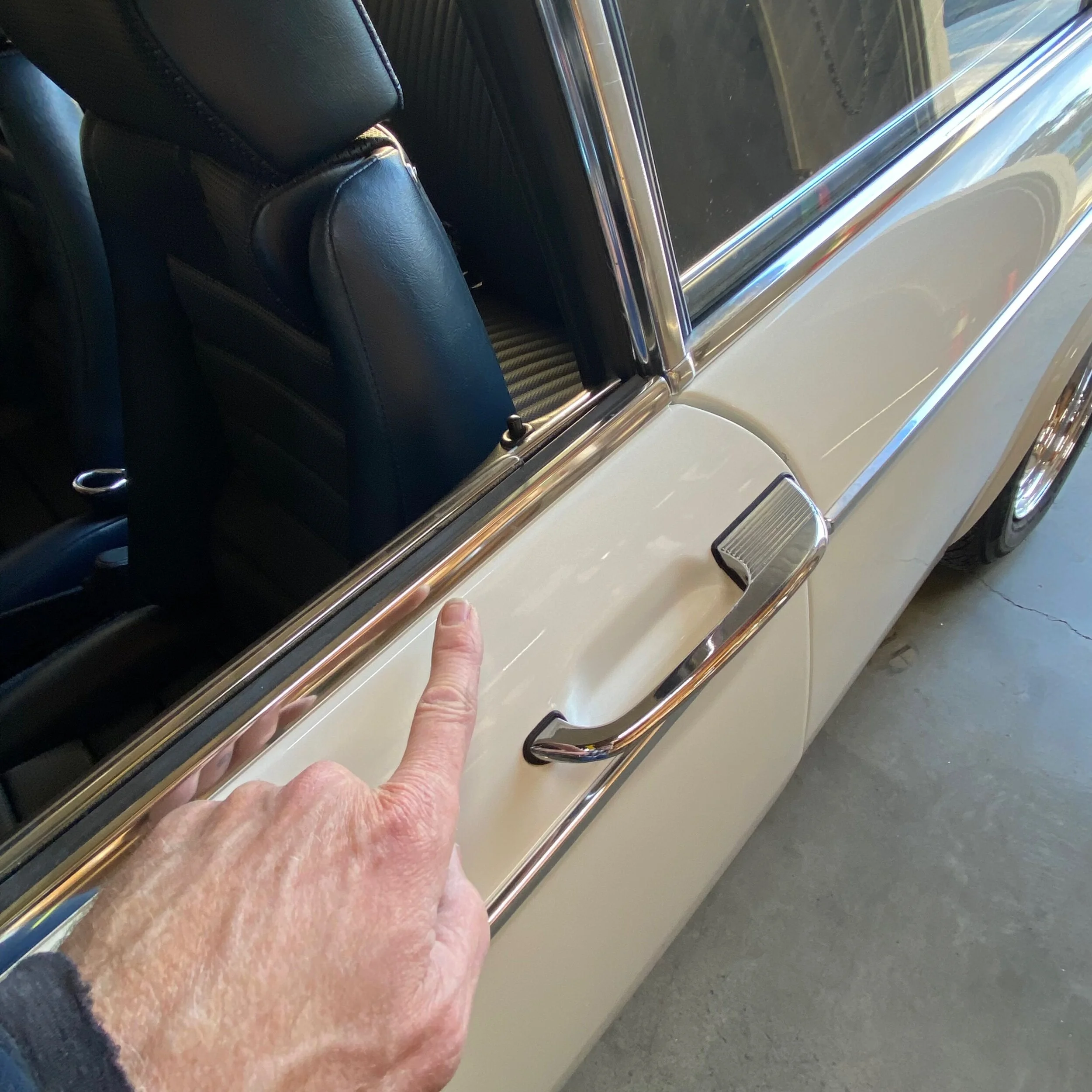 42FE2B8B-1D4A-4DF7-B7D0-7E49D2ABE2B5