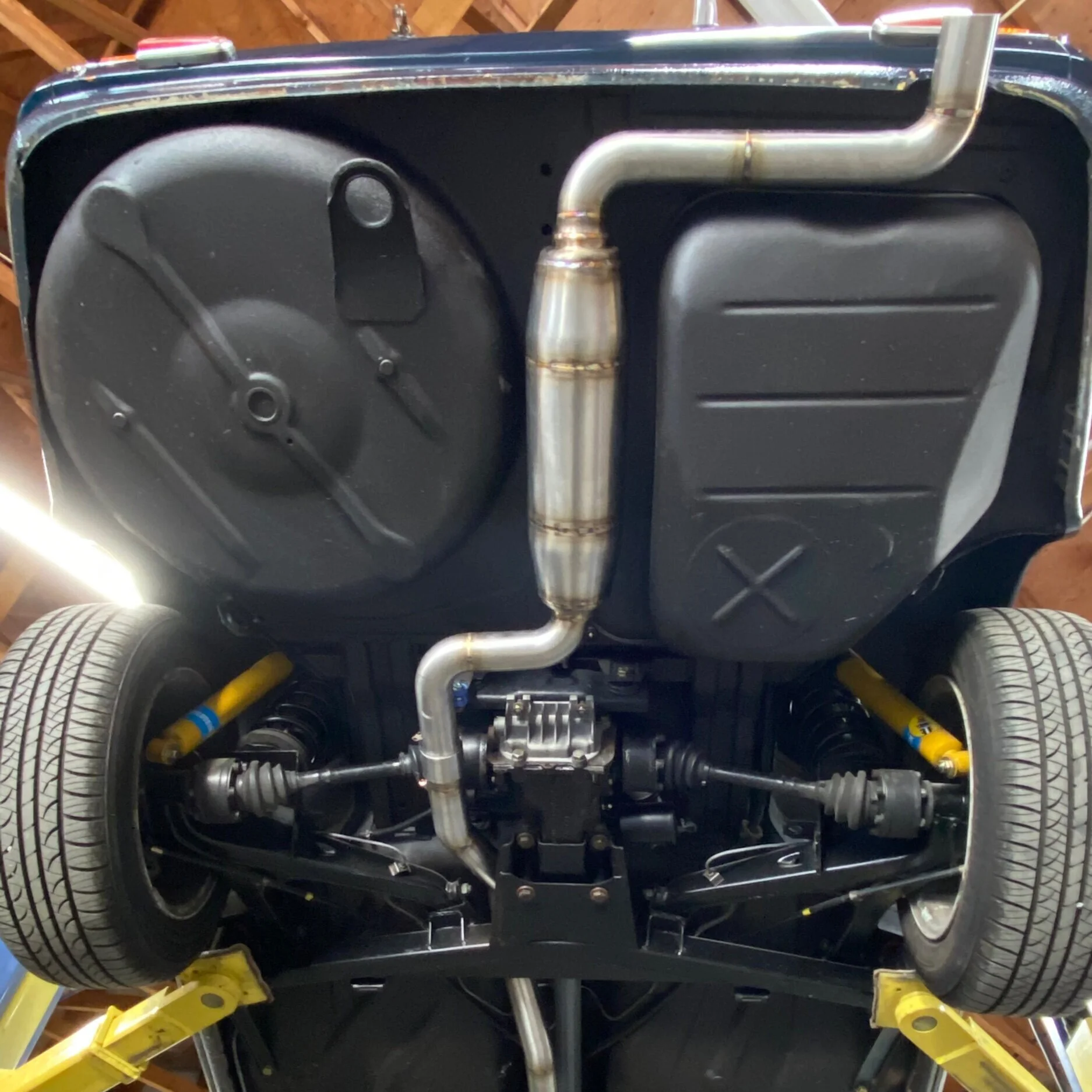 33E92775-41DF-4995-A6F5-0251B12C4FE5