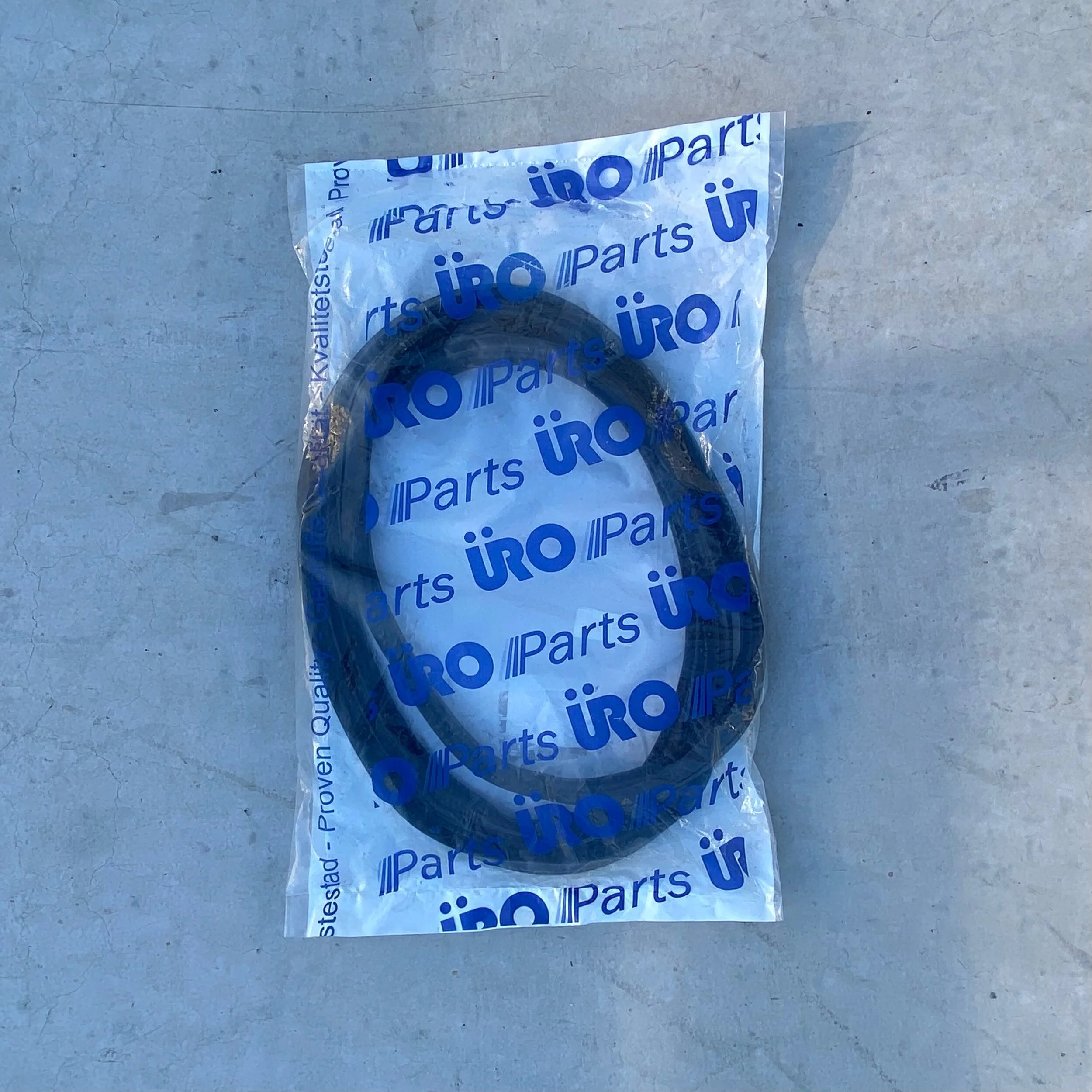 5C721AD9-7687-472A-8865-73AF73FFDBAB