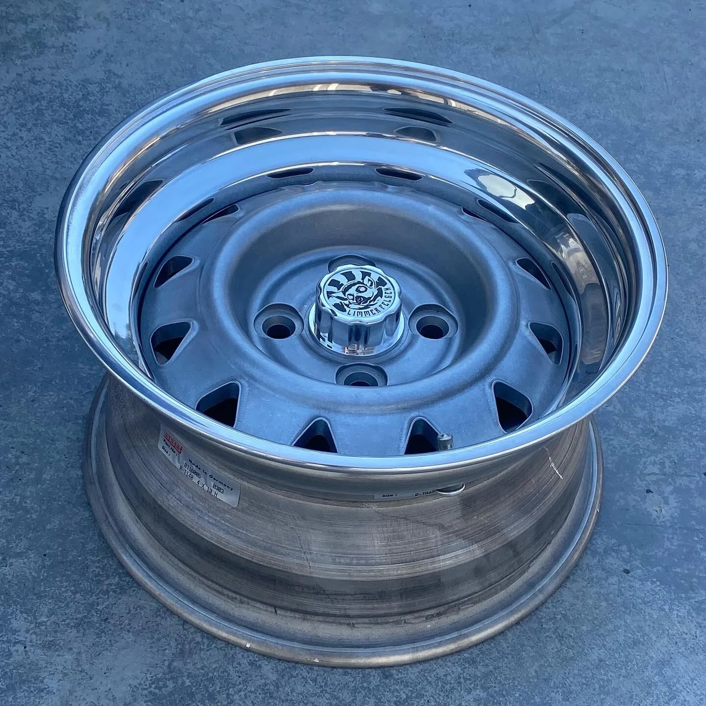 8AAA5499-93E3-4B6A-A2EC-CE4C05FC0D48