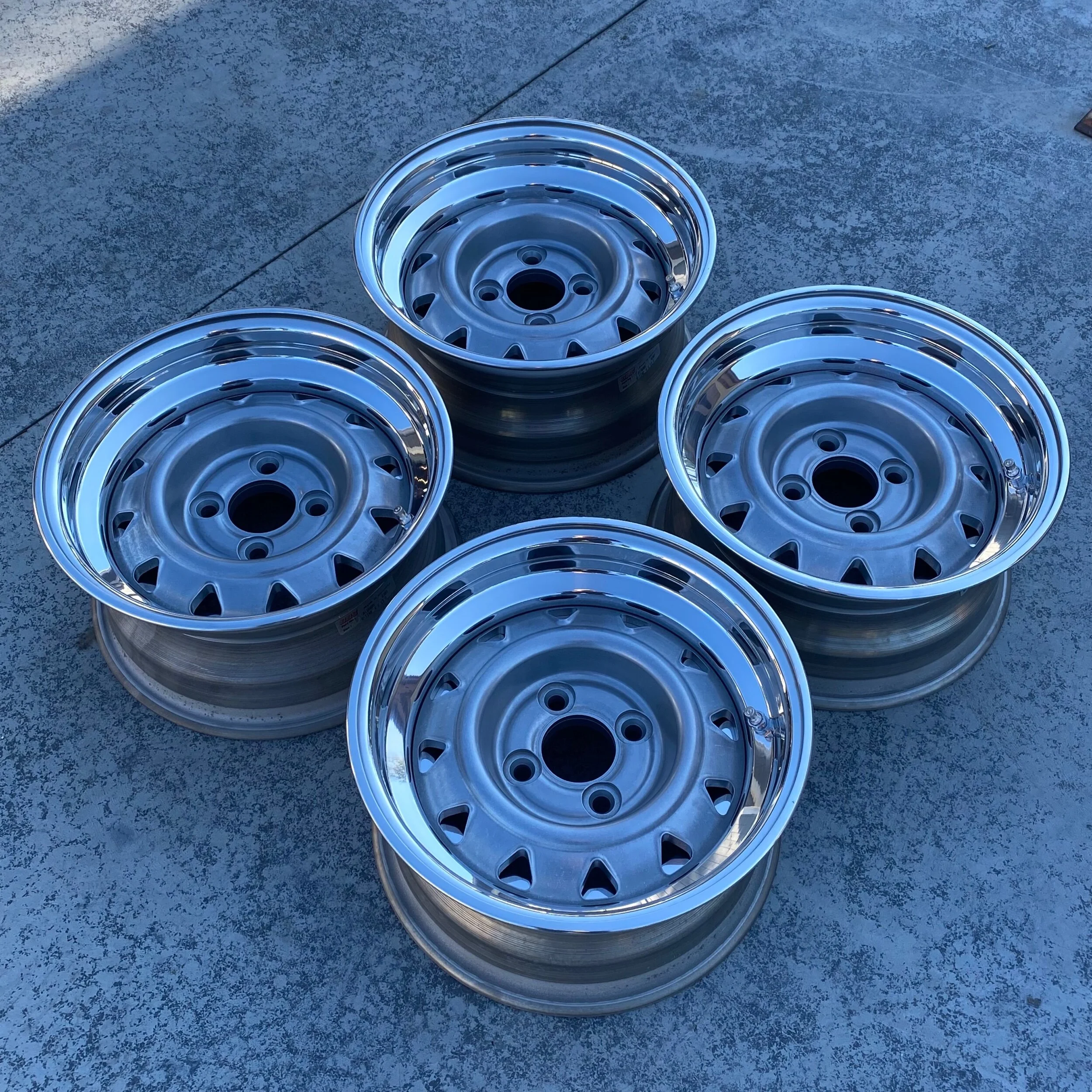 EA326C71-0BF3-473C-838D-1445608A9E9A