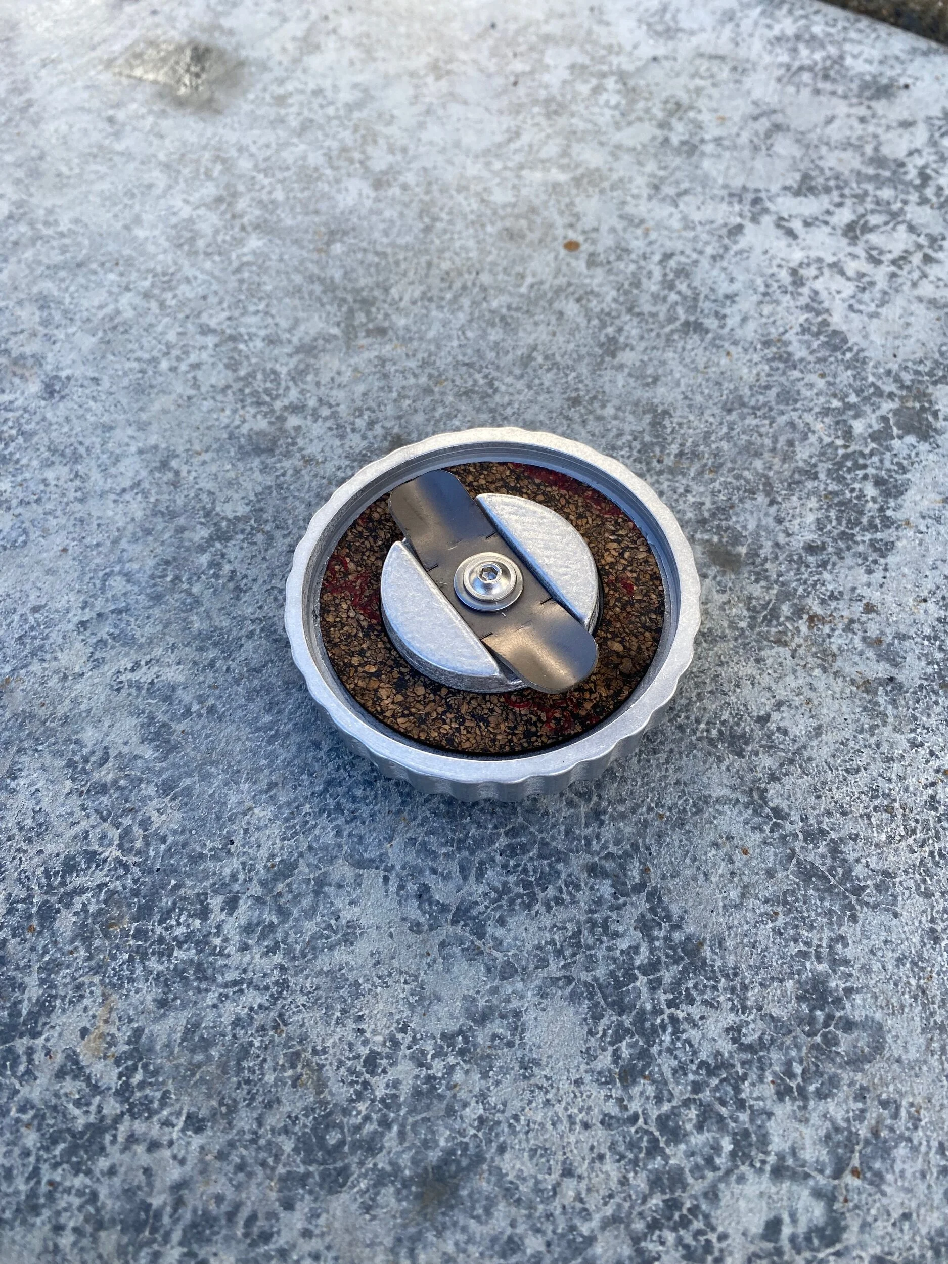 E77AD855-5940-4B6E-B9D6-27AE9A40163D