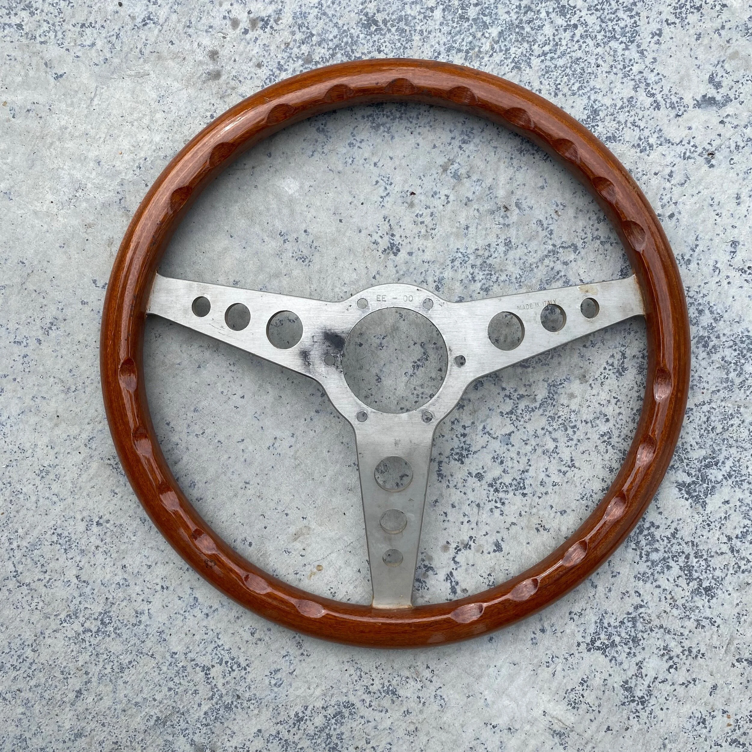 691C7E96-81DE-4E63-B5B9-26292CF2AA94