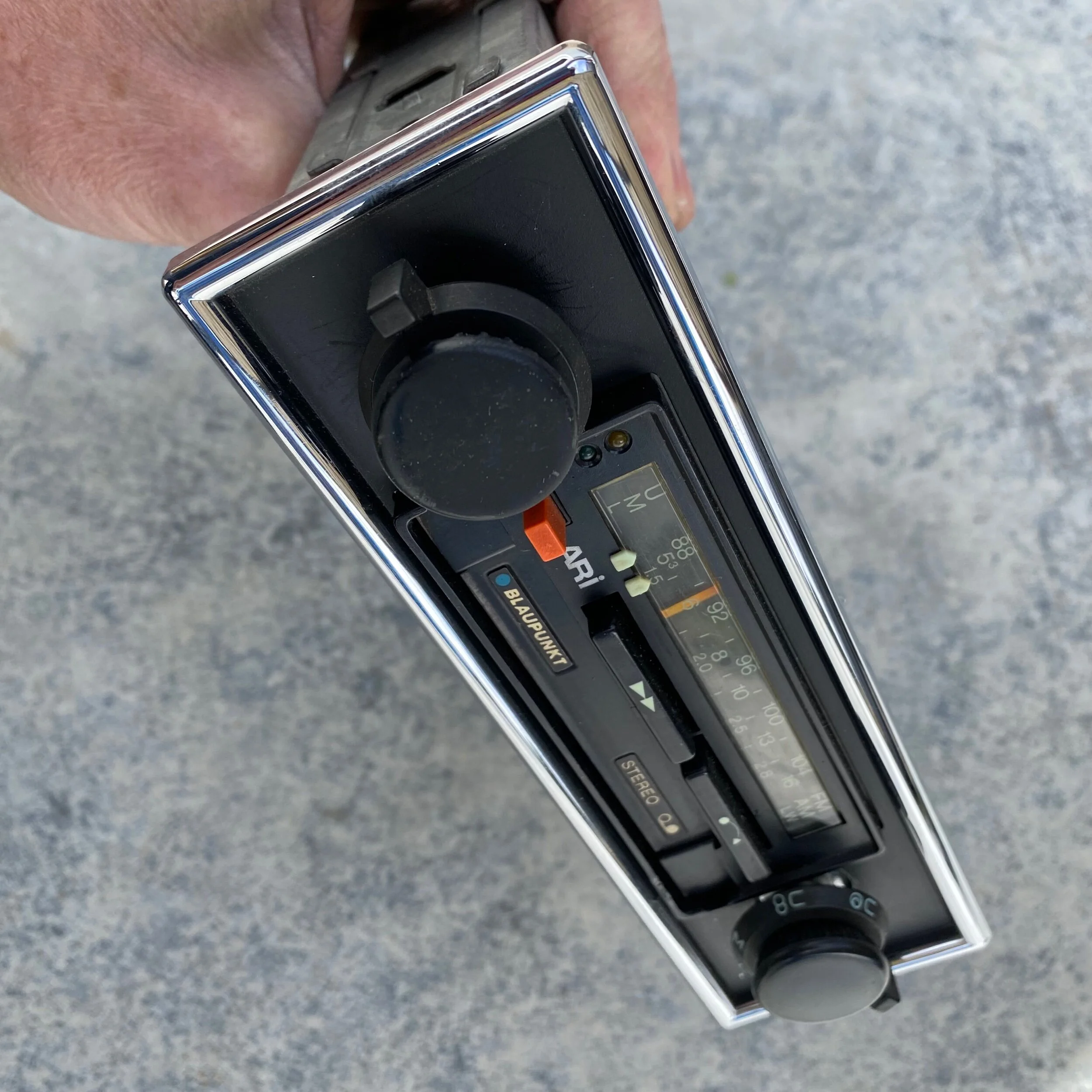 37D97B7F-C5EF-4DD5-BEC6-BB15F037223B