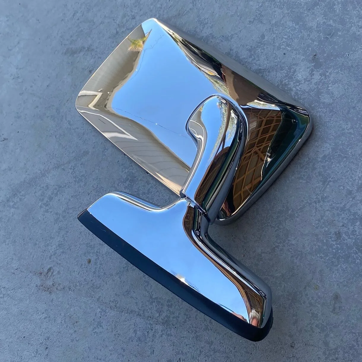 59BBE544-C8A2-4763-B6B3-EE9E57D37FBC