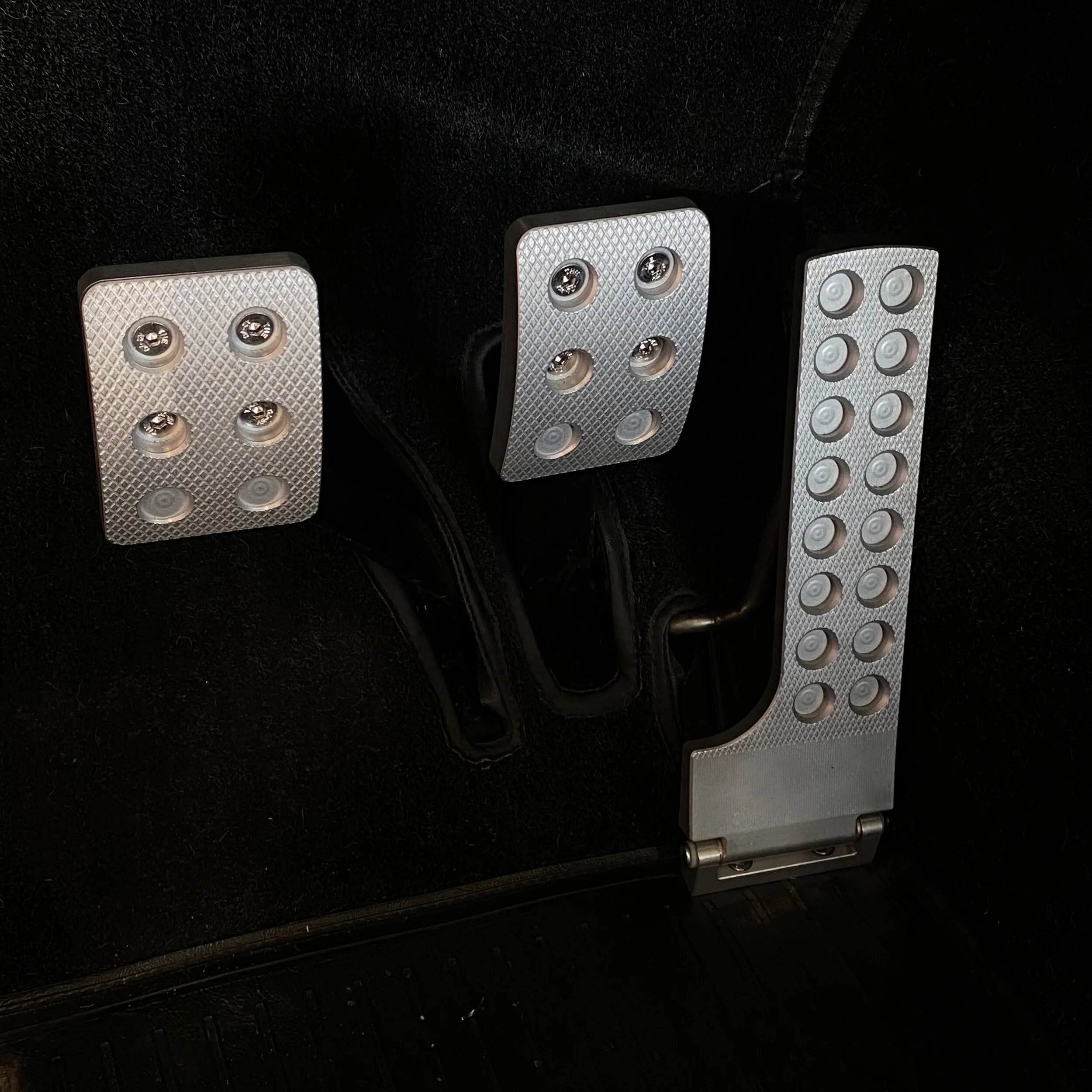 75B99B57-8B9A-48C6-B0FF-F007A9EF8216