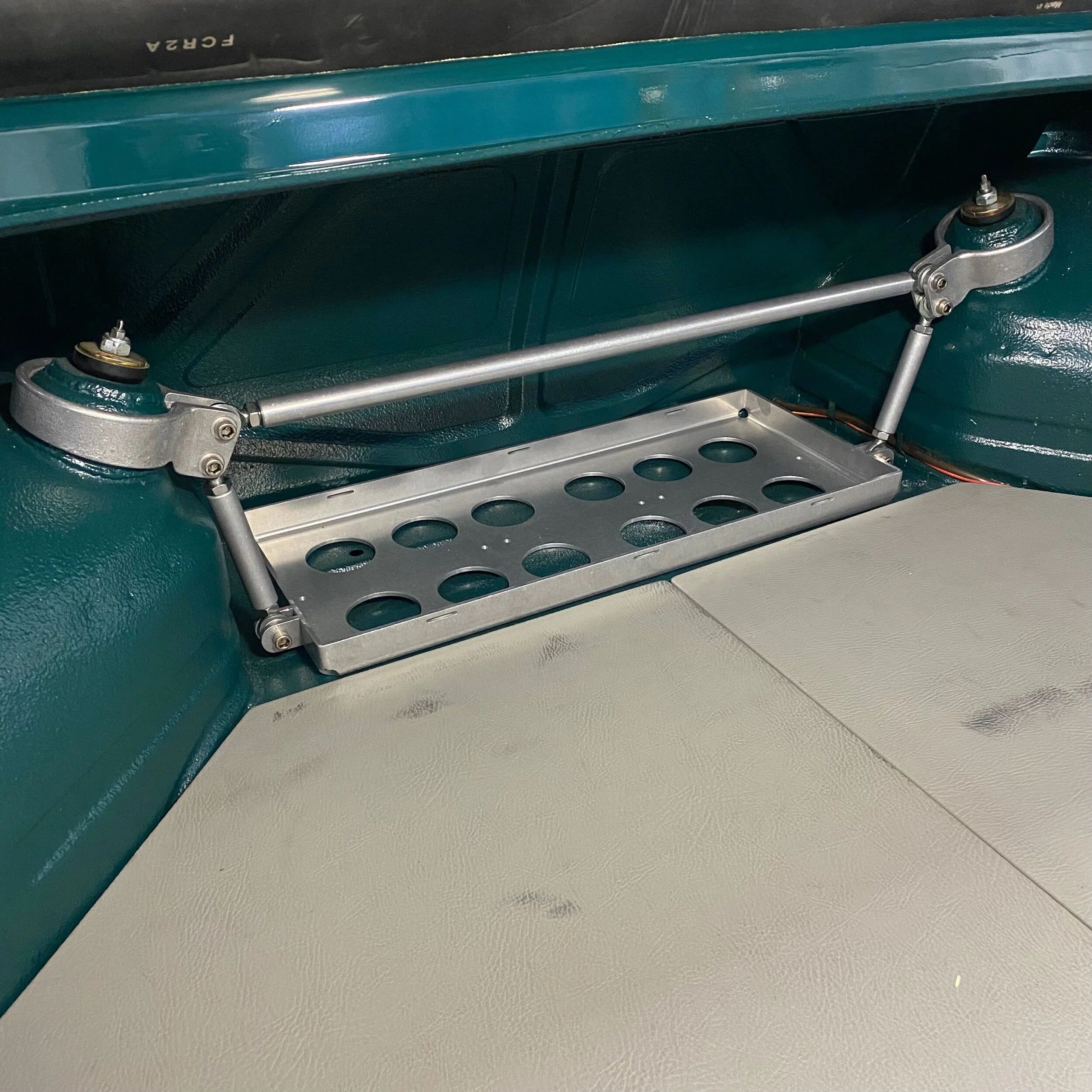 ECF8BA25-1EFD-4B9E-A40B-6F2A62E542FD