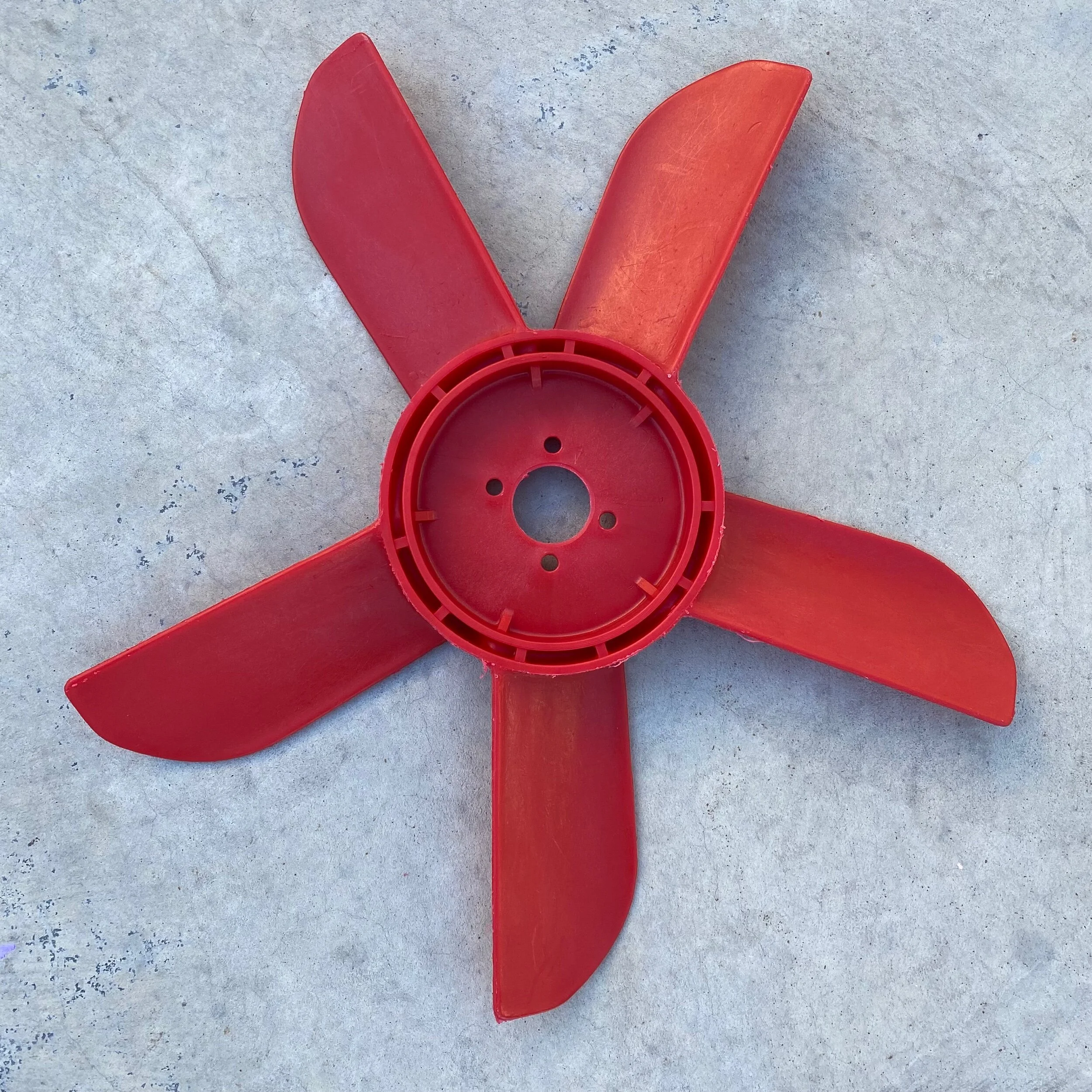 8B41A2D9-70ED-4364-B594-2C0AACA6FAEA