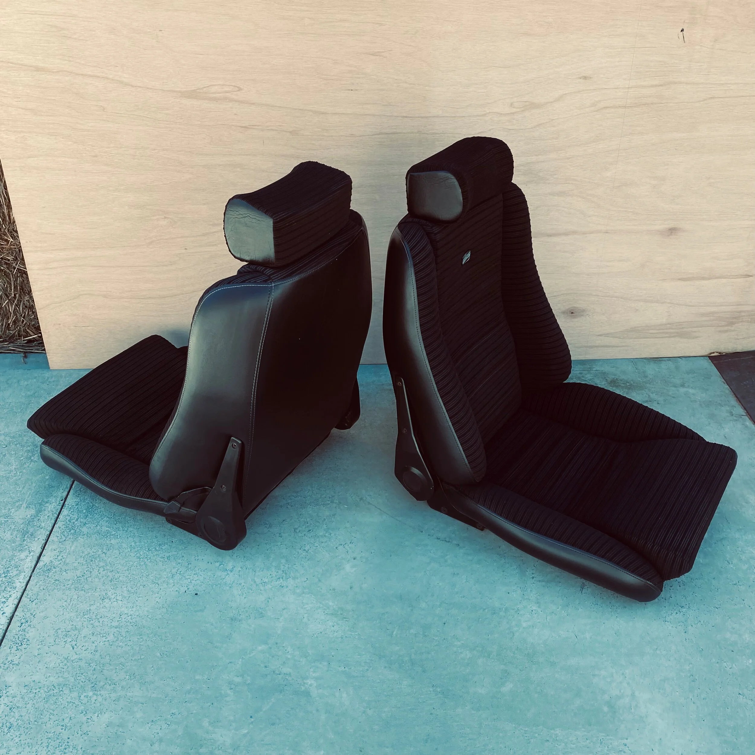 7D401C97-F5F3-4B6B-865A-EE6F0B521D50