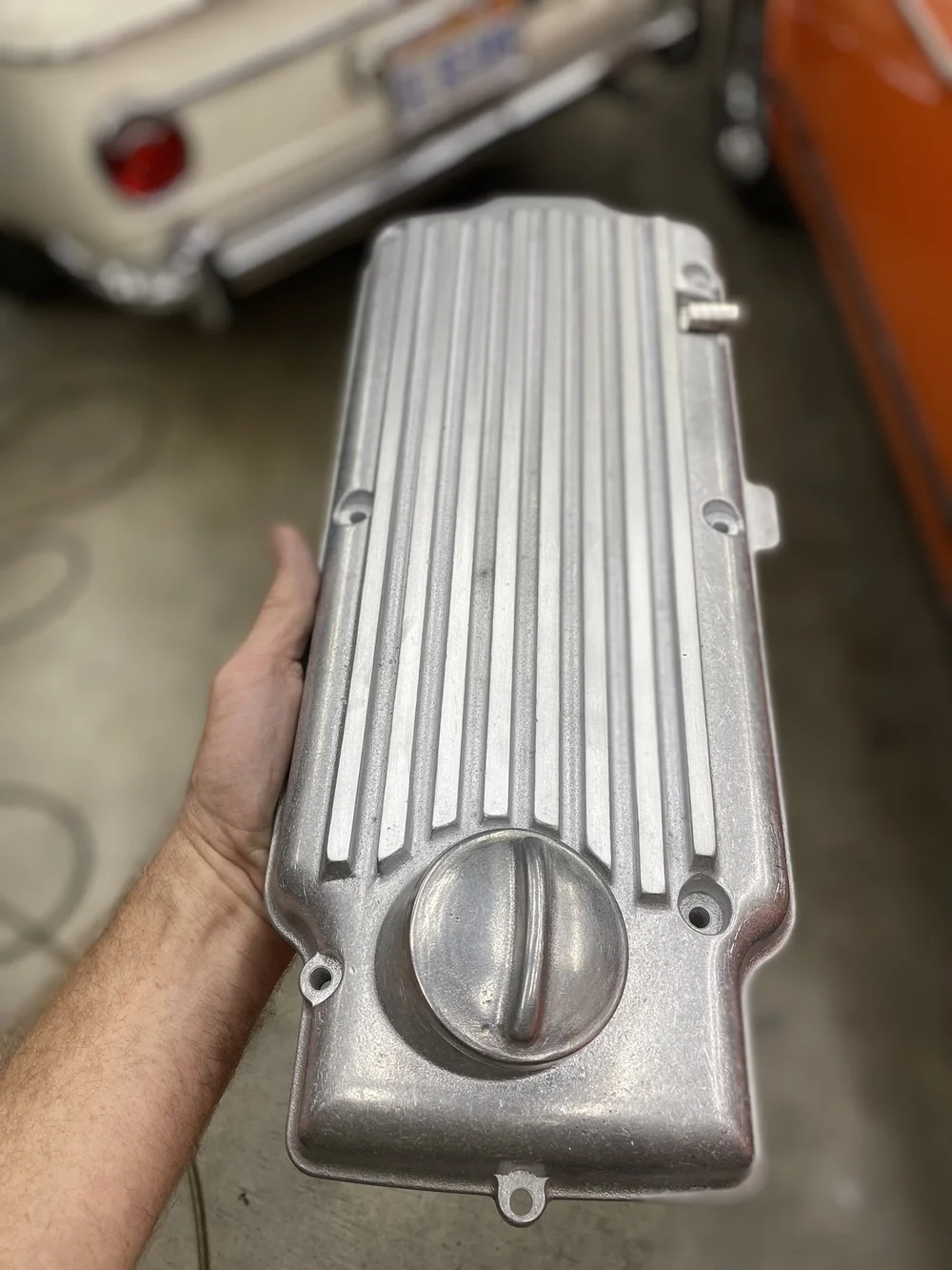 1957-1979 Pontiac Finned Aluminum Valve Covers, 2 3/4\, image size:1000x1333