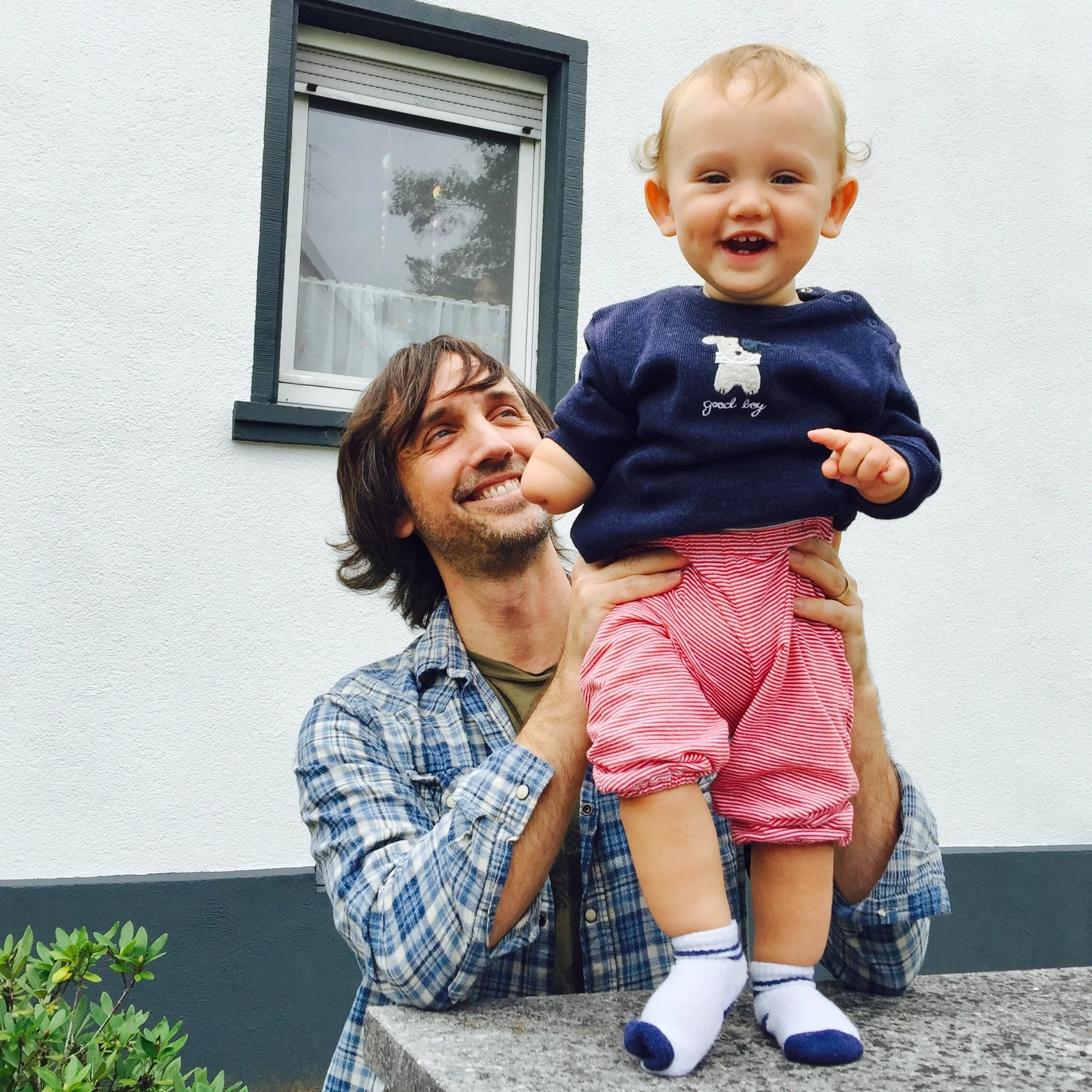 Shalom and Theo.