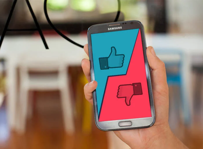 social-media-dos-and-donts-thumbs-up-thumbs-down-facebook.jpg