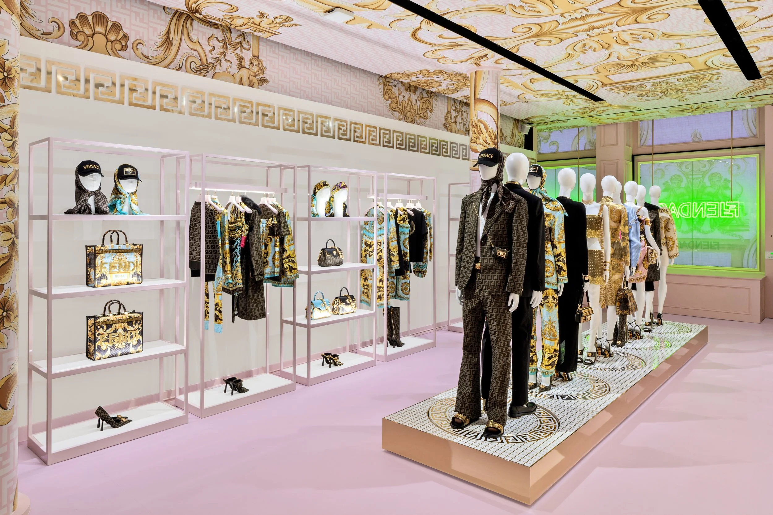 FENDACE_Soho_Popup-6.jpg