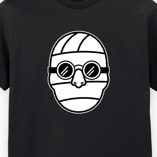 Invisible_man_tshirt_black_closeup_famousadolf_v1_72.jpg