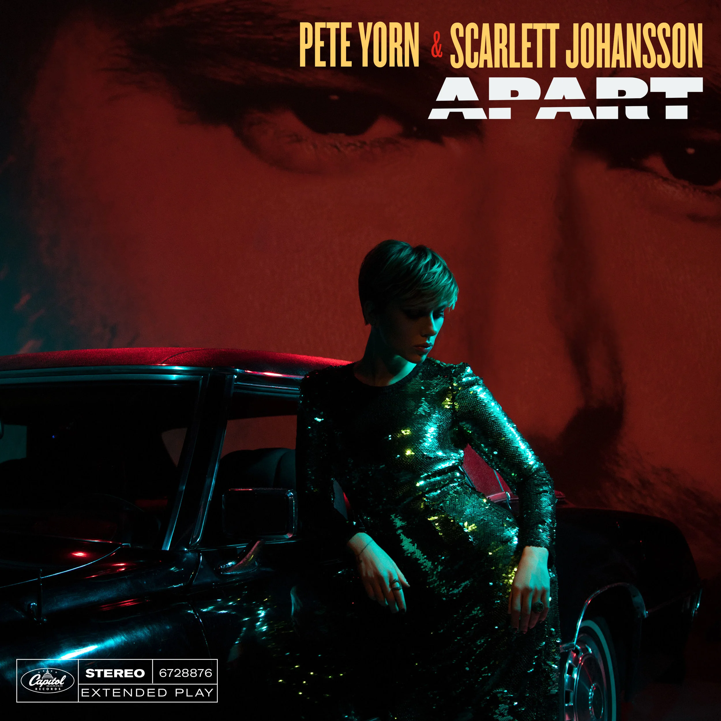 Pete Yorn & Scarlett Johansson Sound Perfectly In Sync In "Apart"