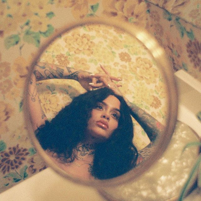 ALBUM REVIEW: Kehlani - &quot;While We Wait&quot; (link in bio for the full review)
- - - - - -
&quot;Kehlani&rsquo;s While We Wait is packed full of character, such that even though it&rsquo;s filled to the brim with the same mid-tempo drive, you ca