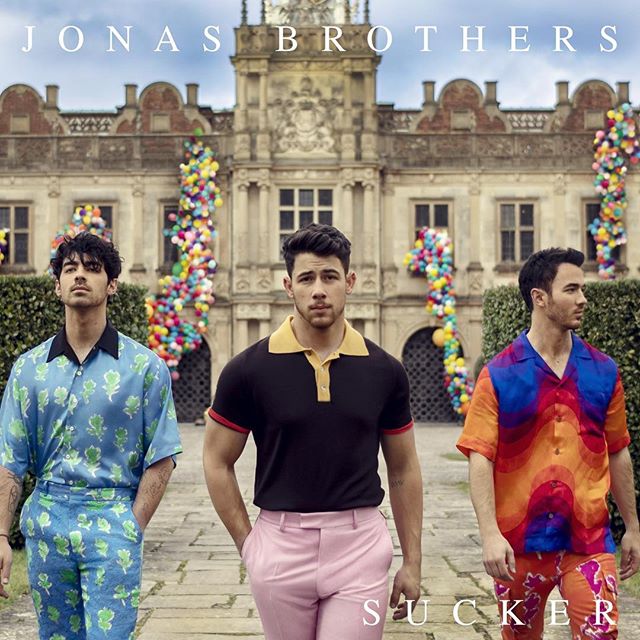 TRACK REVIEW: Jonas Brothers - 'Sucker' (link in bio for full review)
- - - - - -
&quot;The Jonas Brothers have comeback with style and flair with &lsquo;Sucker,&rsquo; the group&rsquo;s first single in over six years.&quot; - - - - - -
#JonasBrother