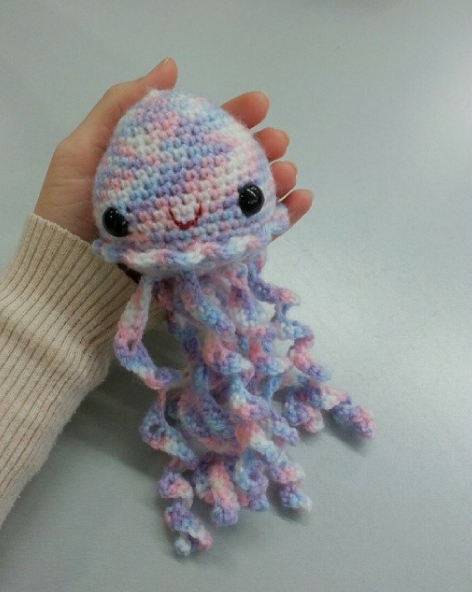 Jellyfish from Ana Paula Rimoli's book Amigurumi Toy Box