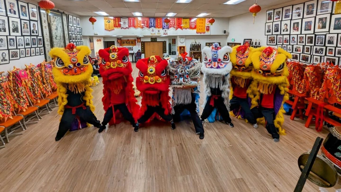 Portland Lee's Association Lion Dance Team established  2004 in Portland, Oregon USA 🇺🇸