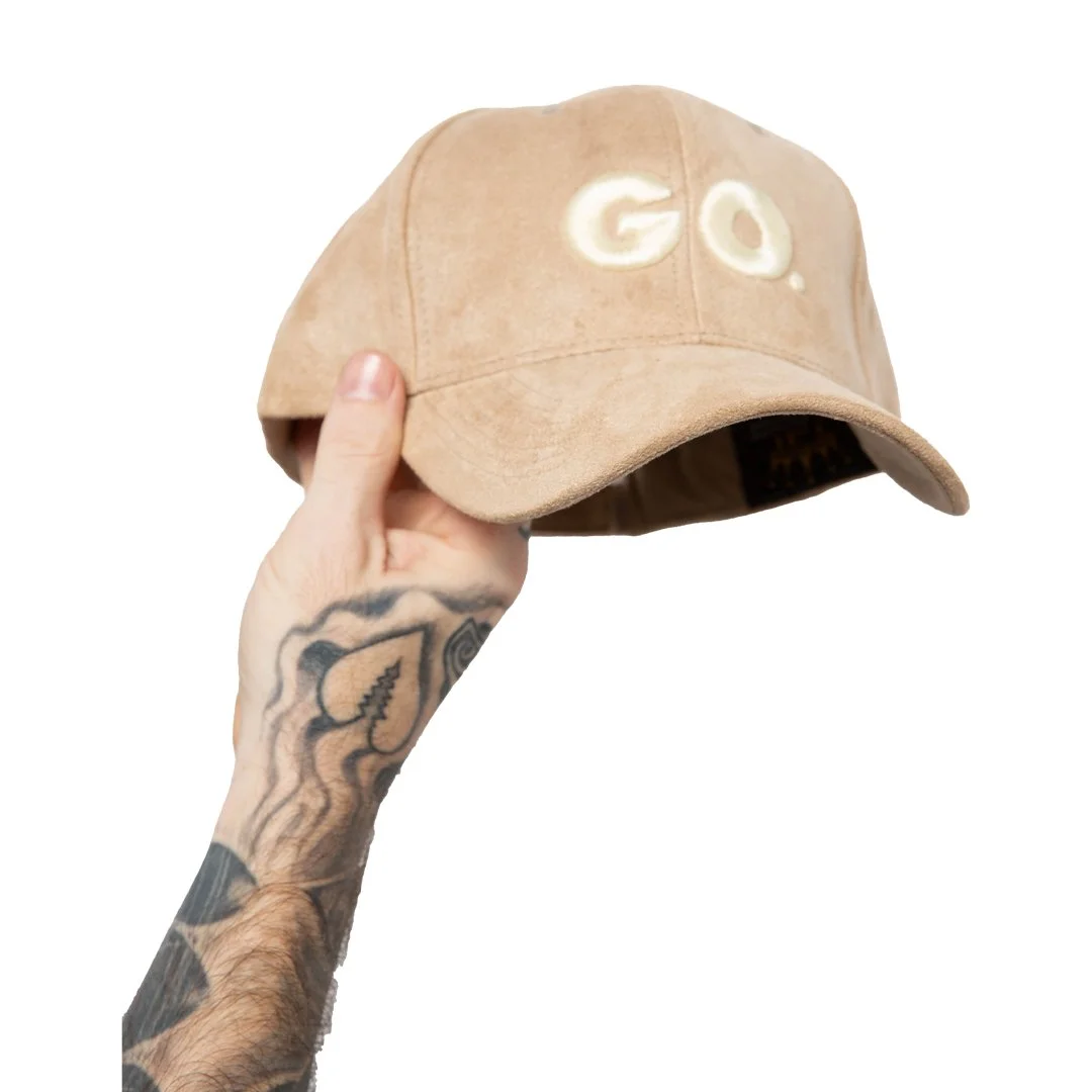 Go-Hat-Tan.jpg