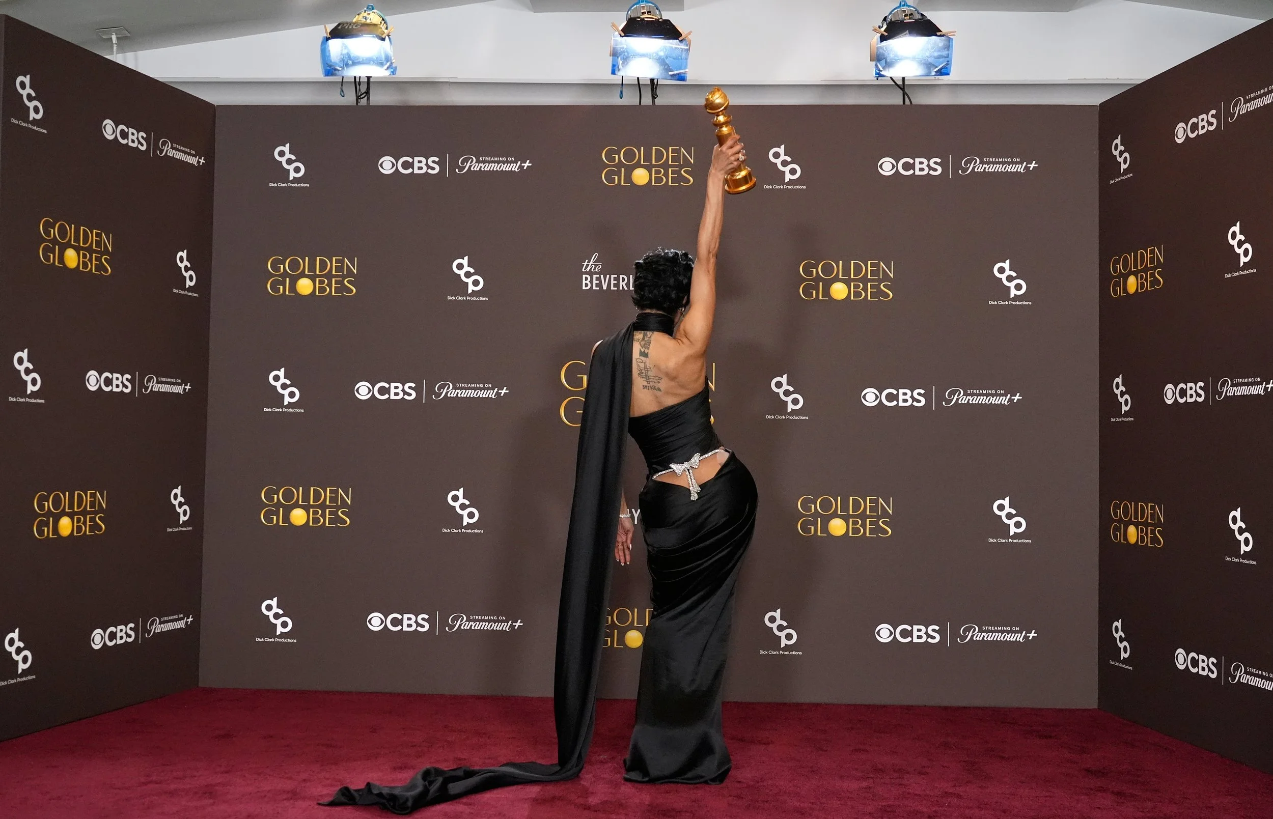  Teyana Taylor poses in the press room with the award for best performance by a female actor in a supporting role in any motion picture for "One Battle After Another" during the 83rd Golden Globes in Beverly Hills, Calif., on Jan. 11, 2026. (AP Photo