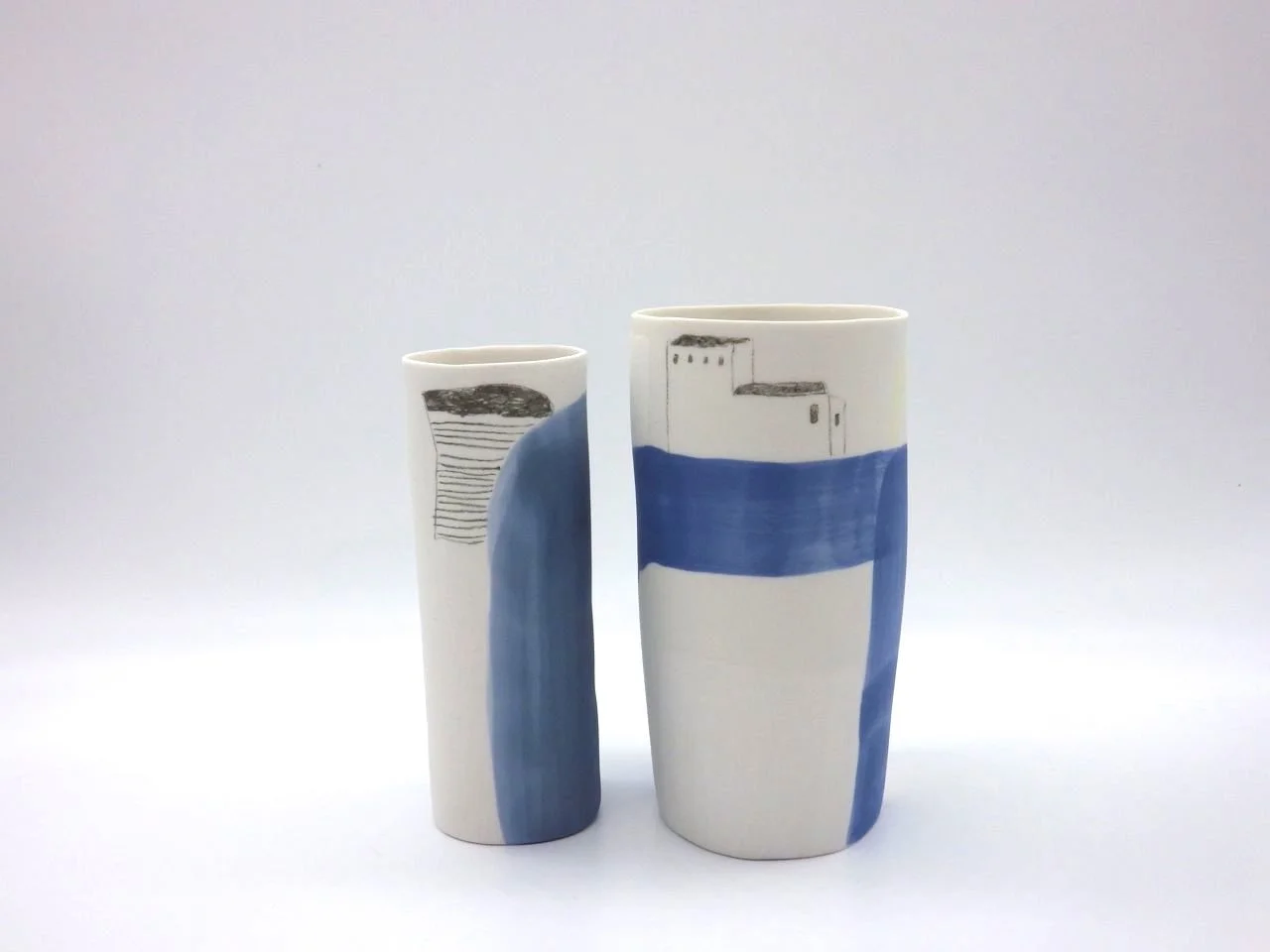 MESA AND BUILDINGS SLIPCAST PORCELAIN WITH UNDERGLAZE 13.5 X 7 & 12 X 5CM.jpg
